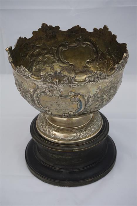 Silver Rose Bowl 8.5" diameter, decorated with relief floral decoration, Sheffield 1912, 26.3 Oz's