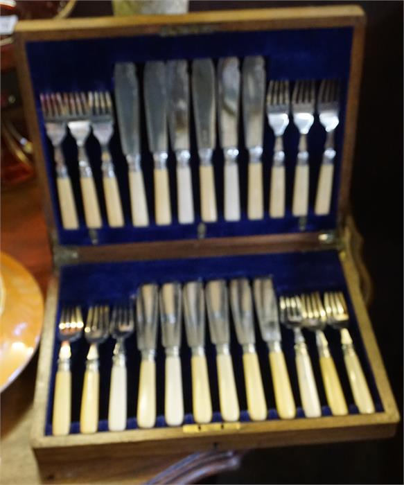 A box of fish knifes and forks, a box of fish servers, a cranberry bohemian glass fruit bowl - Image 3 of 3