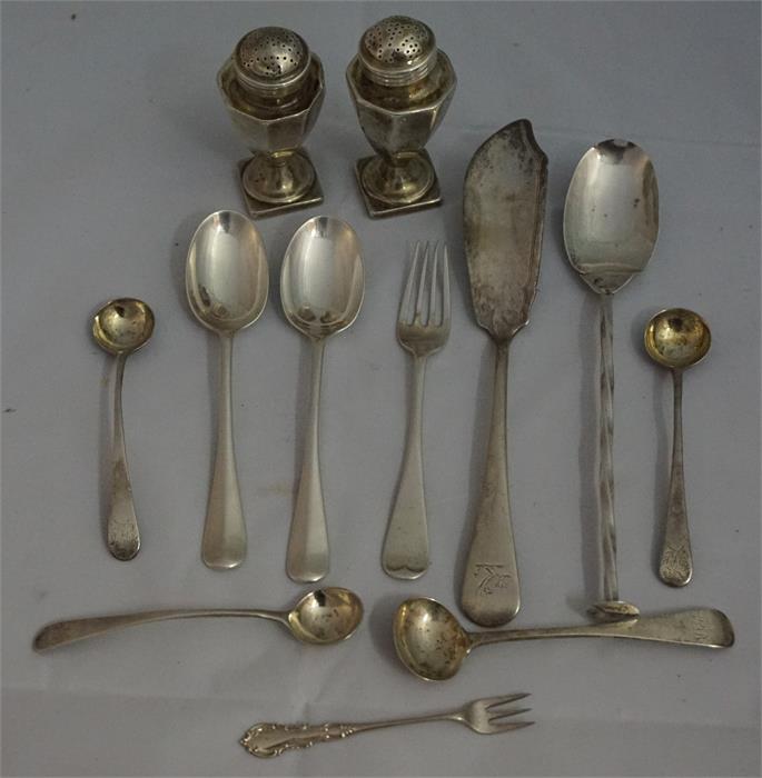 4 x Georgian mustard spoons, 2 x silver pepperettes, 1 x silver butter fork, silver serving slice