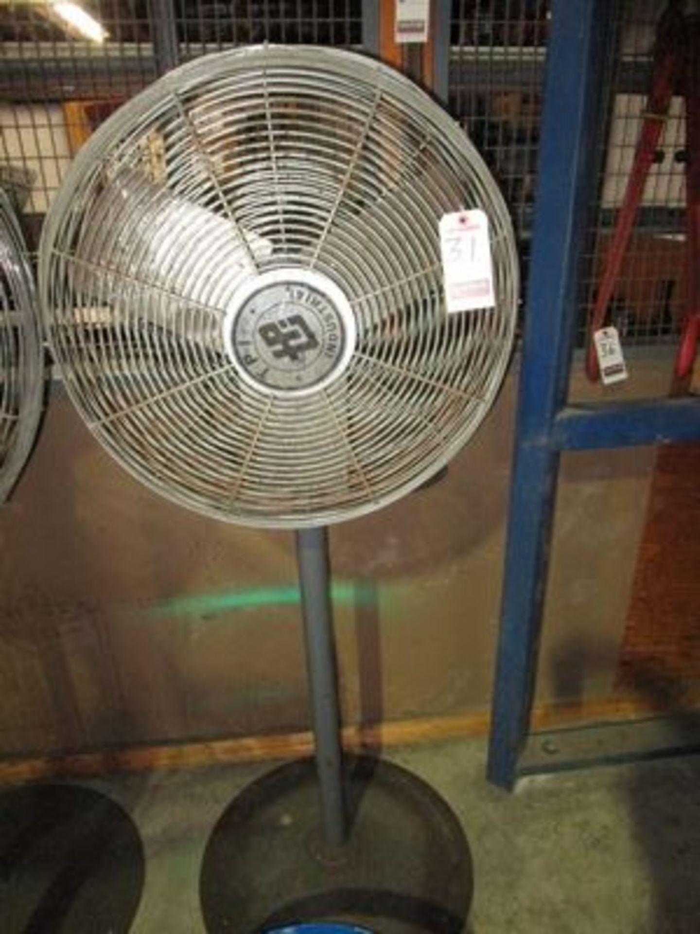 TPI 26" DIA. ELEC. PED. SHOP FAN