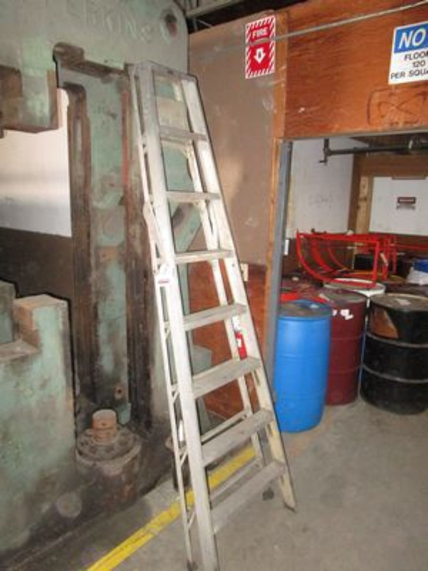 REDDY-LOCK 8' ALUM. STEPLADDER