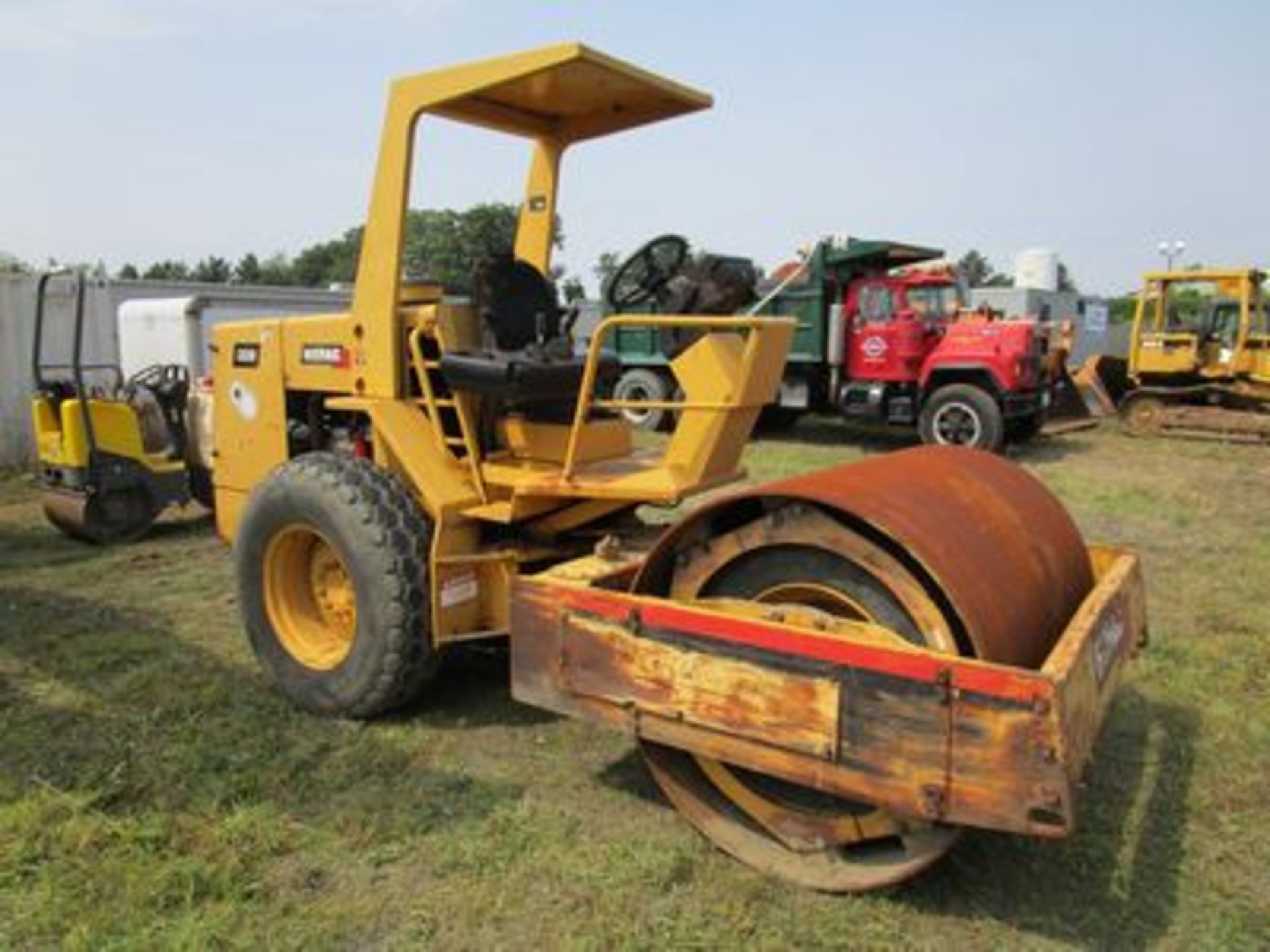 HYPAC C830B SINGLE DRUM DIESEL ROLLER, 66" DRUM, 13-24 TIRES, (1,926 HRS.)