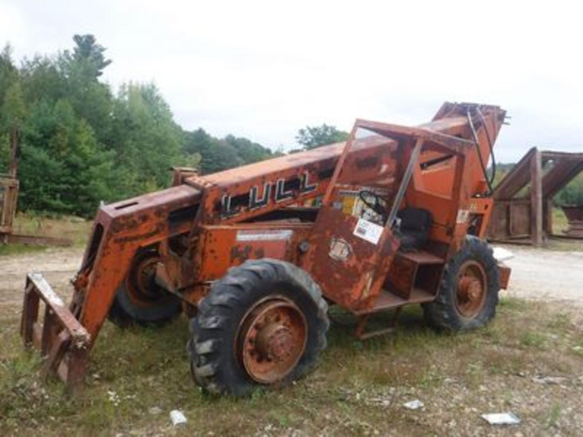 LULL HIGHLANDER 2 TELEHANDLER, 6,000# CAP., 25' REACH, (2,833 HRS.), M/N 644 TT34, S/N 9-460N