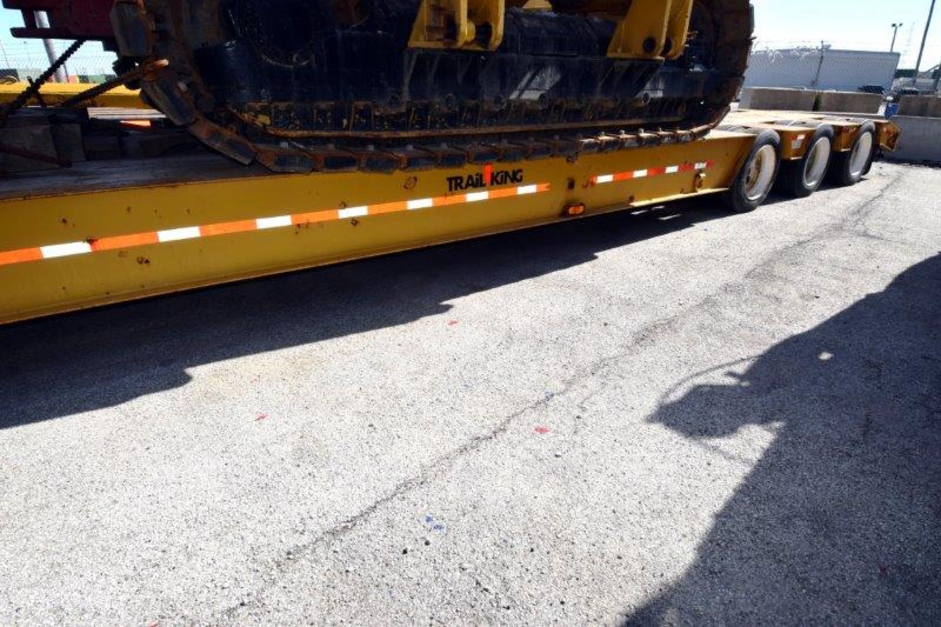 Peterbilt Tractor, Trail King Lowboy, Caterpillar 583H Pipelayer, Trailer with Auxiliary Equipment. - Image 19 of 68