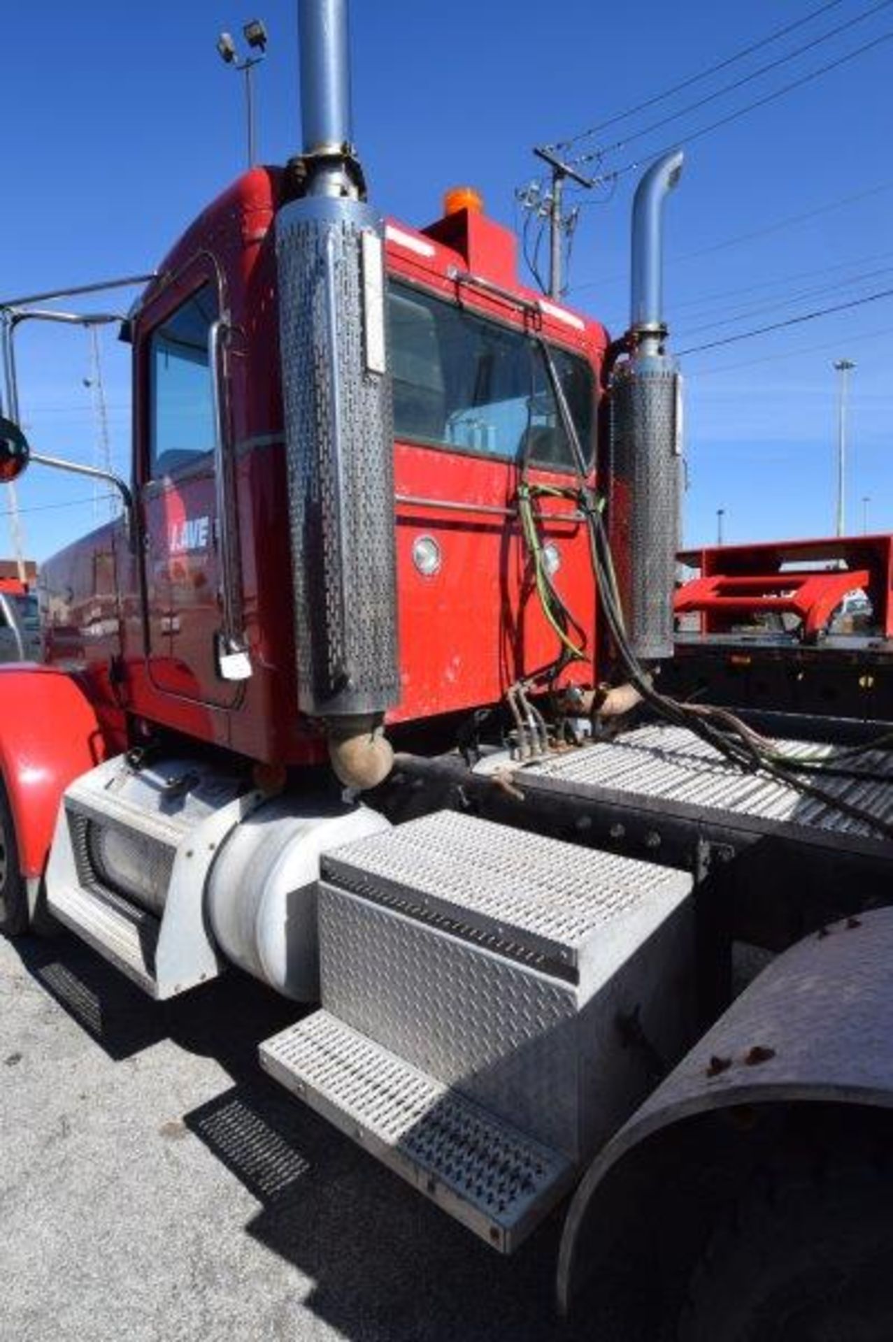 Peterbilt Tractor, Trail King Lowboy, Caterpillar 583H Pipelayer, Trailer with Auxiliary Equipment. - Image 33 of 68