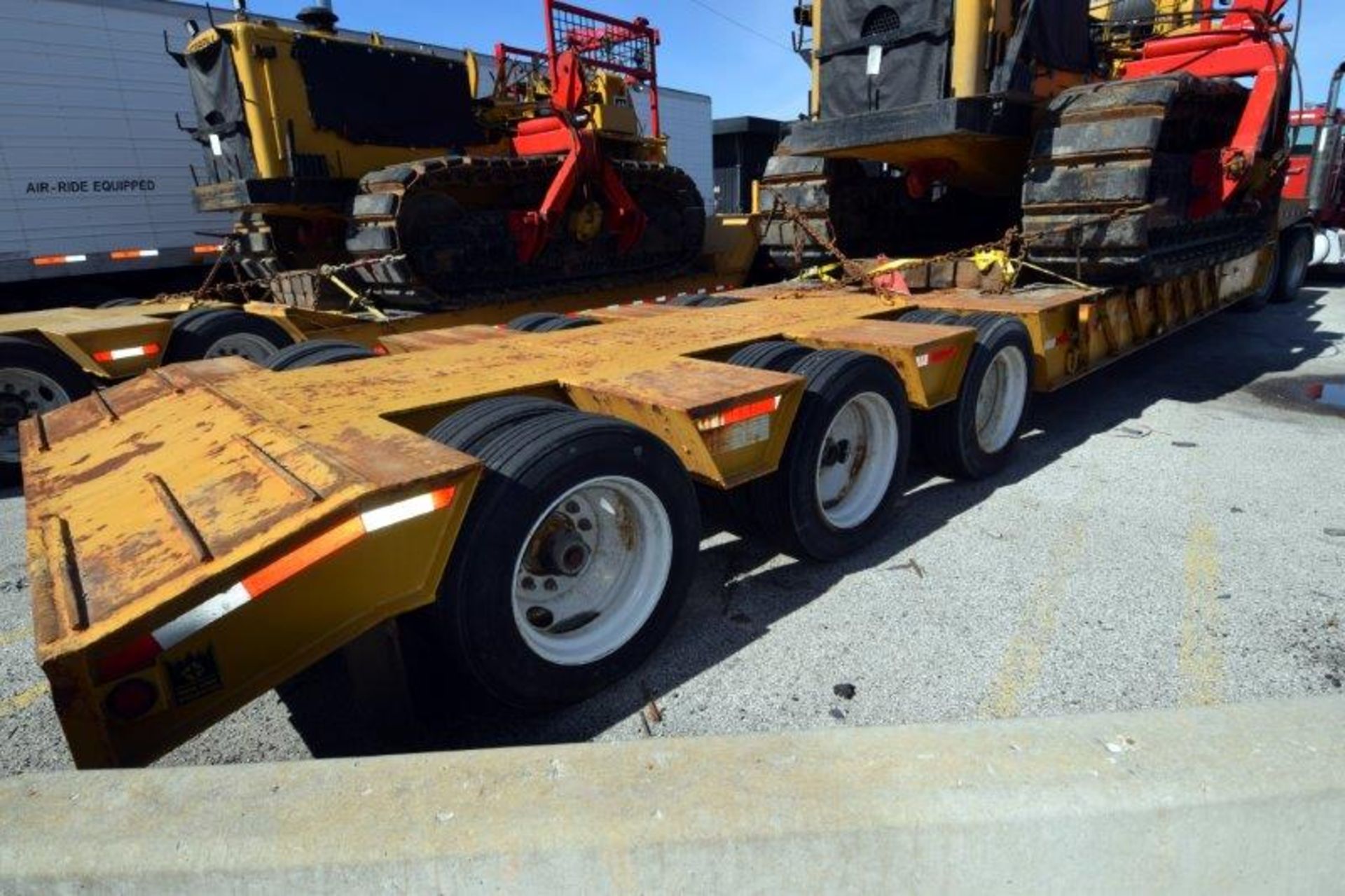 Peterbilt Tractor, Trail King Lowboy, Caterpillar 583H Pipelayer, Trailer with Auxiliary Equipment. - Image 22 of 68