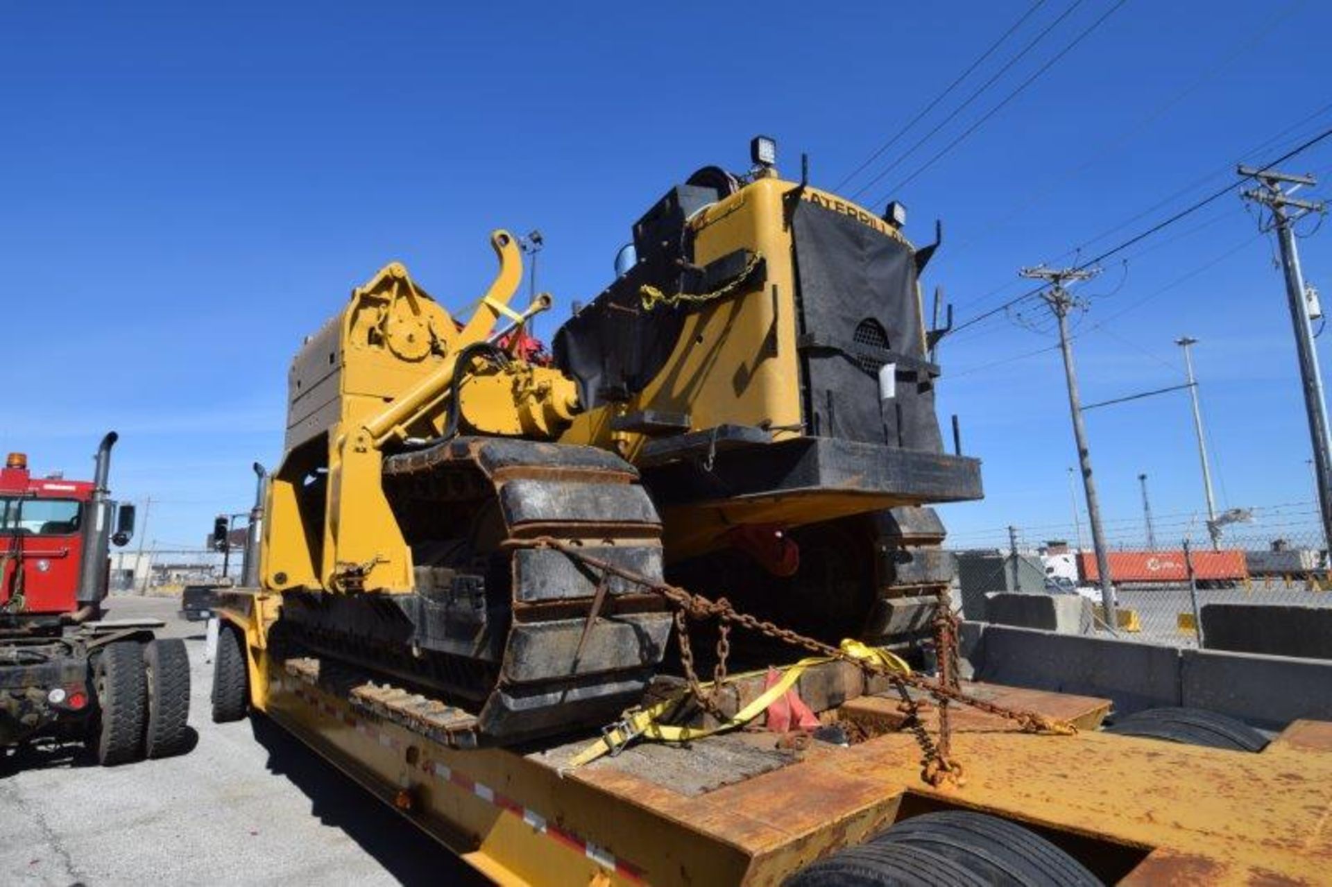 Peterbilt Tractor, Trail King Lowboy, Caterpillar 583H Pipelayer, Trailer with Auxiliary Equipment. - Image 4 of 68