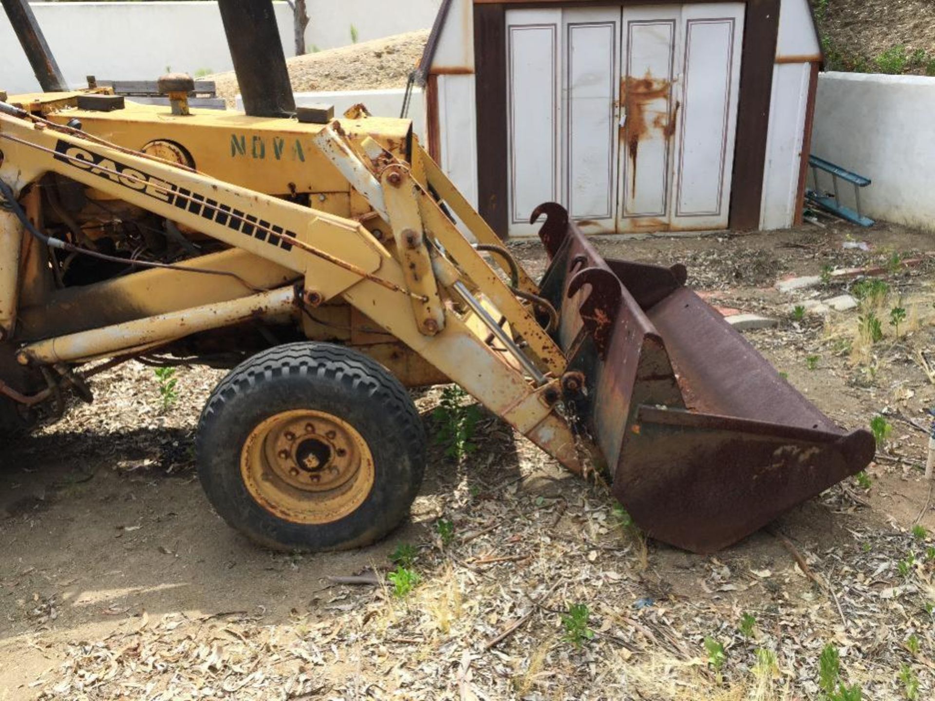 1972 Case Loader Backhoe mod 580B. SN�5228985. ROPS. Loader bucket. Extended hoe with�bucket. Retroe - Image 2 of 4