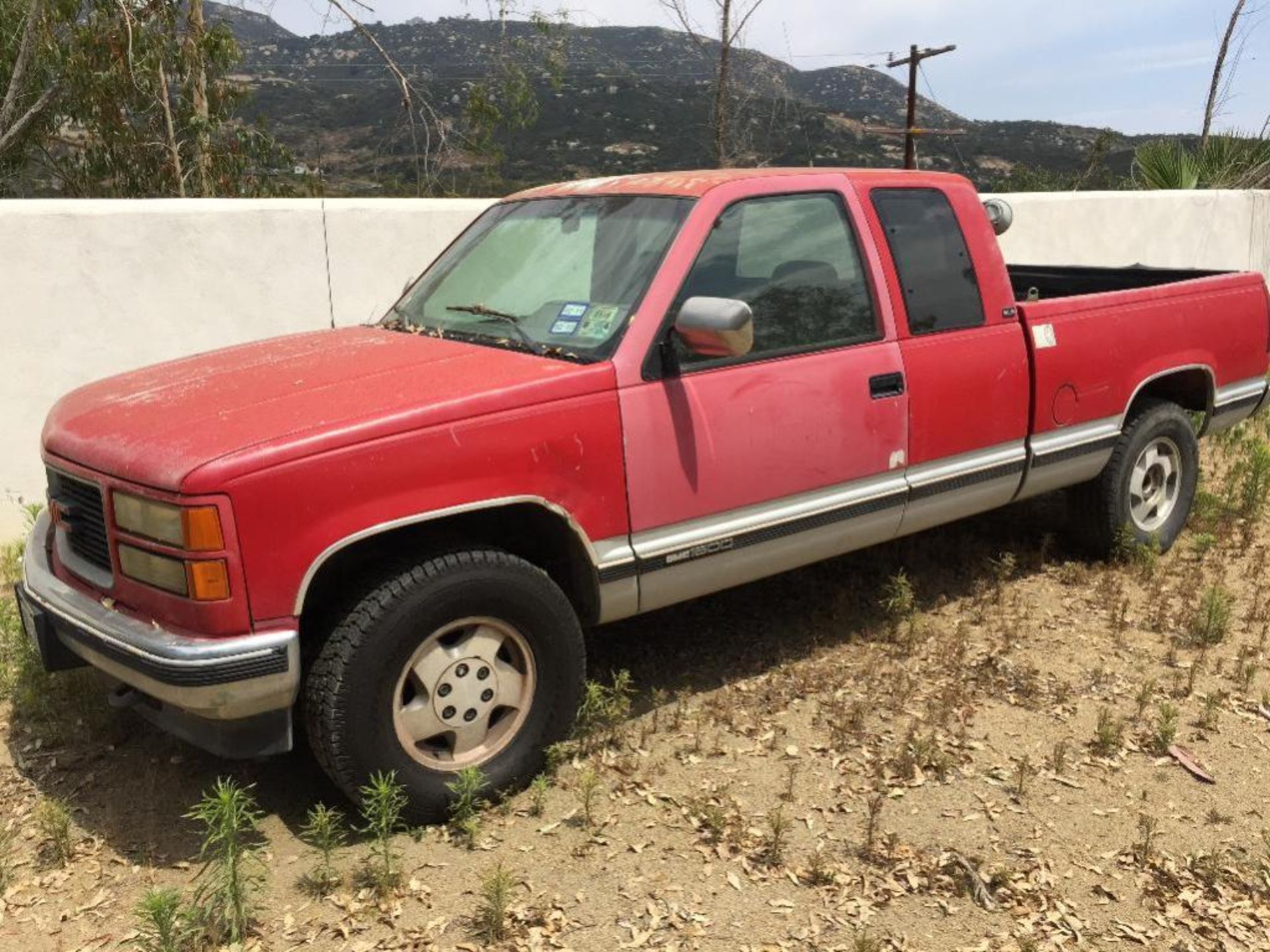 1994 GMC Pickup truck. Model 1500 Sierra. Engine V-8 5.7. Gasoline fueled. Built in Canada. VIN No:�