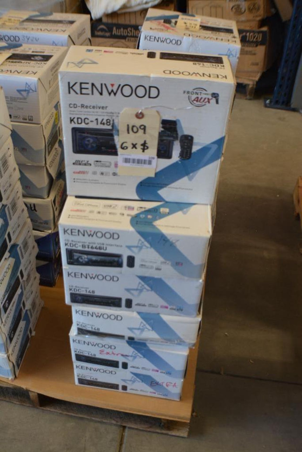 Kenwood Car Stereo Model KDC-148 CD-Receiver + MP3 Aux. Port.(Some stereos not in original box). Qty - Bild 2 aus 2