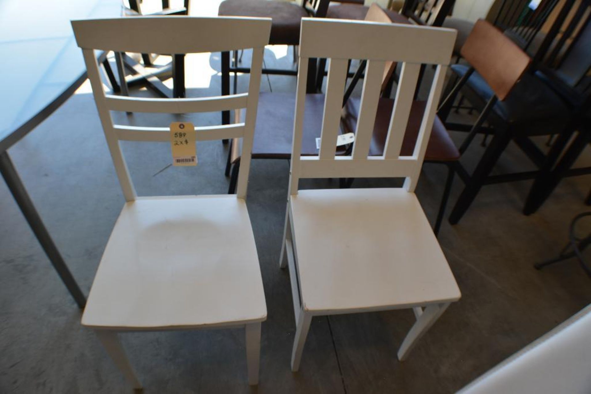 Dinning Chairs. Wood White Color. Qty 2 x $