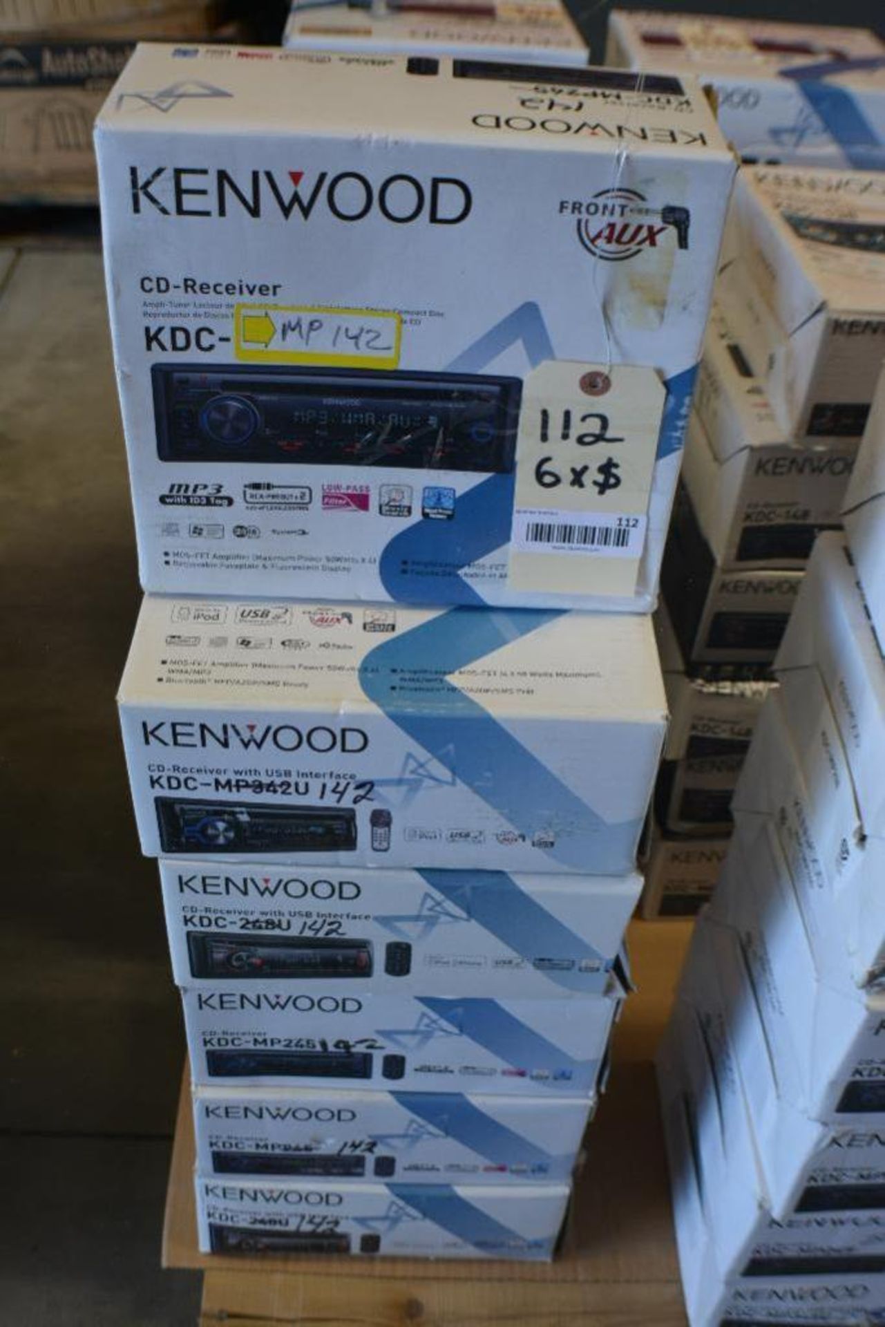 Kenwood Car Stereo Model KDC-MP142 CD-Receiver & Aux Port. (Some stereos not in original box). Qty 6 - Bild 2 aus 2