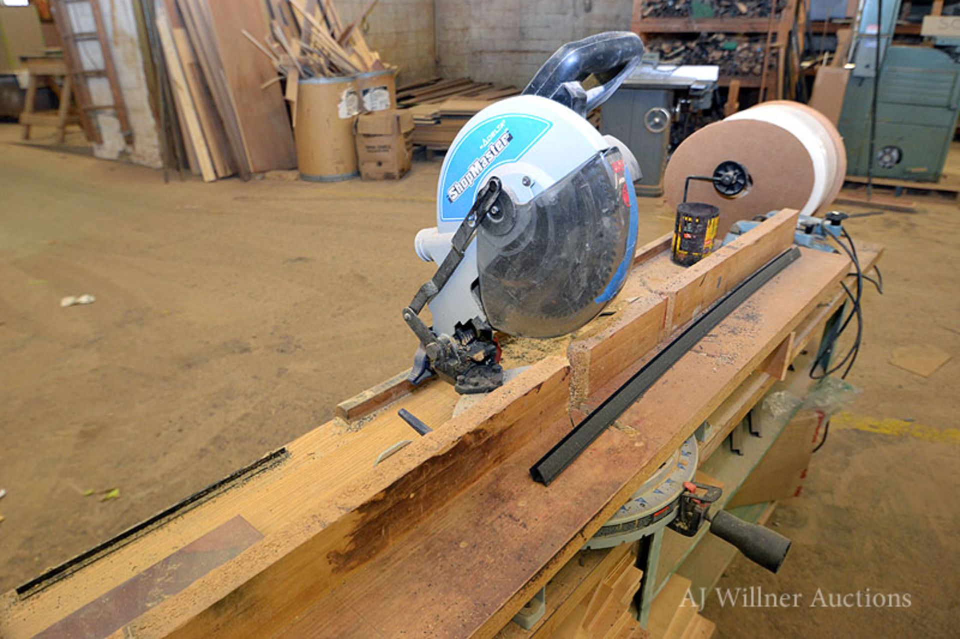 Delta 10" Compound Miter Saw