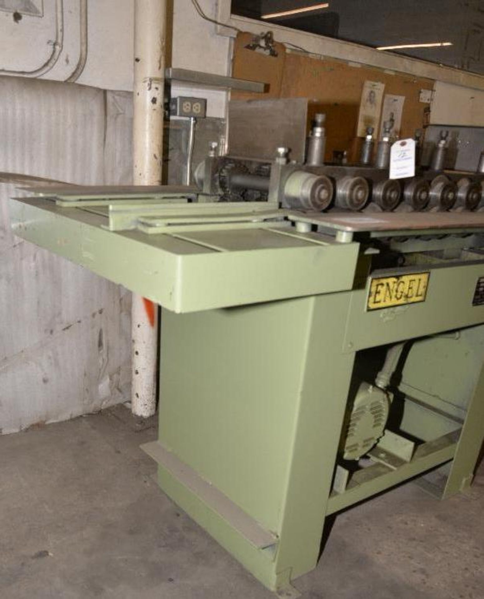 ENGEL IND. ROLL FORMING MACHINE - MD. M-800P S/N: 3218-89 - 230 VOLTS - 5 HP - 3 PHASE (NOTE: - Image 5 of 6