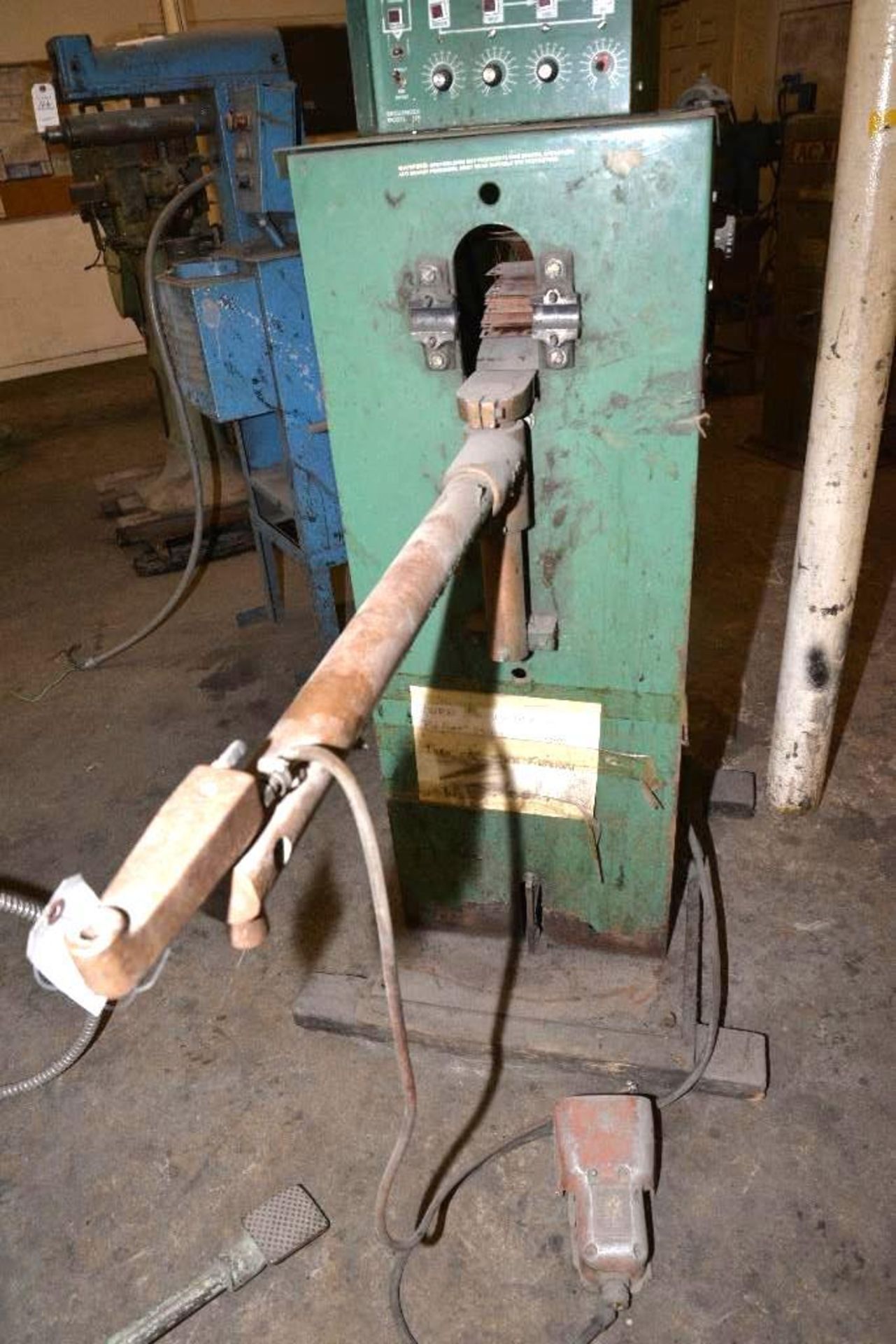 WESTERN ARCTRONICS SPOT WELDER - MD. 30KVA 60 CYCLES - SINGLE PHASE- S/N: FJ 216 - PRIMARY 230V. 100 - Image 3 of 5