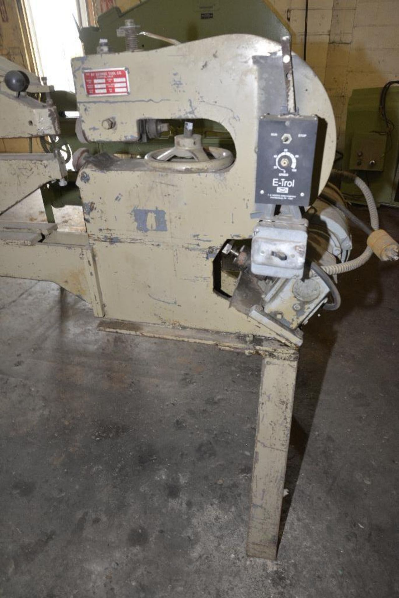 GEORGE TOOL CO. MD. CS5273 CIRCLE CUTTER S/N 027199 - SPINDLE SPEED 4-17 - MAXIUMN SIZE CIRCLE 52" - - Image 3 of 9