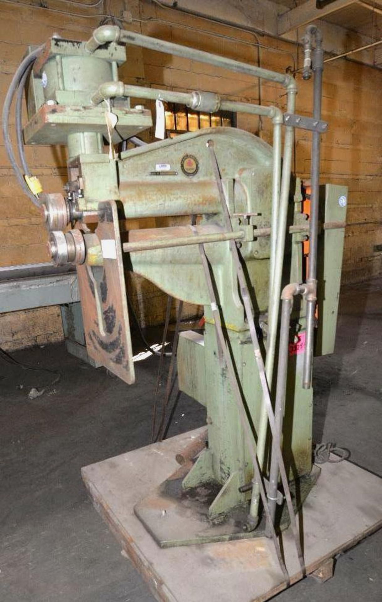 MAPLEWOOD ROLL FORMING MACHINE CO. ROTARY MACHINE S/N 3325-520-P - 230 VOLTS