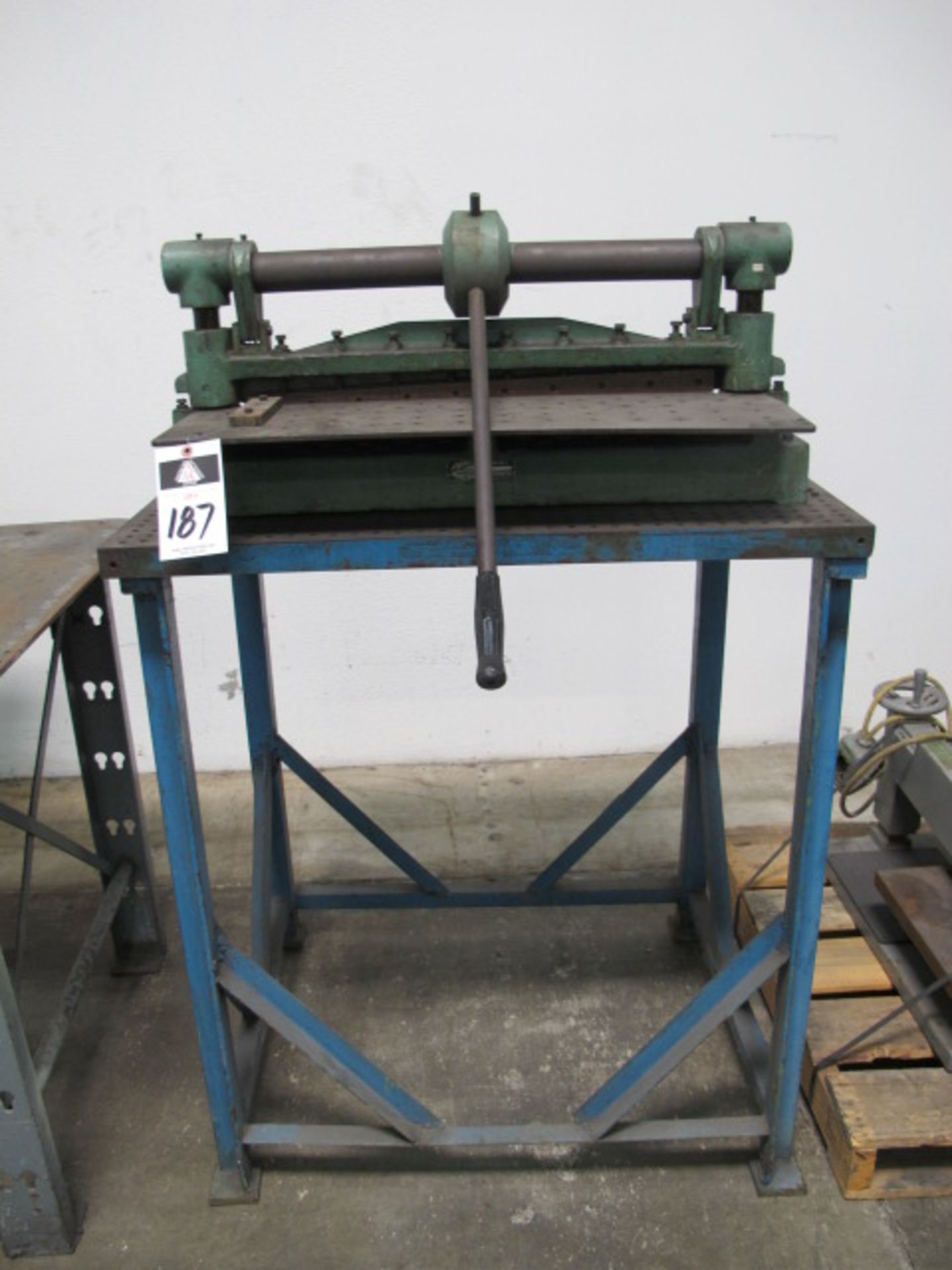 DiAcro No.4 24” Hand Shear and Steel Table