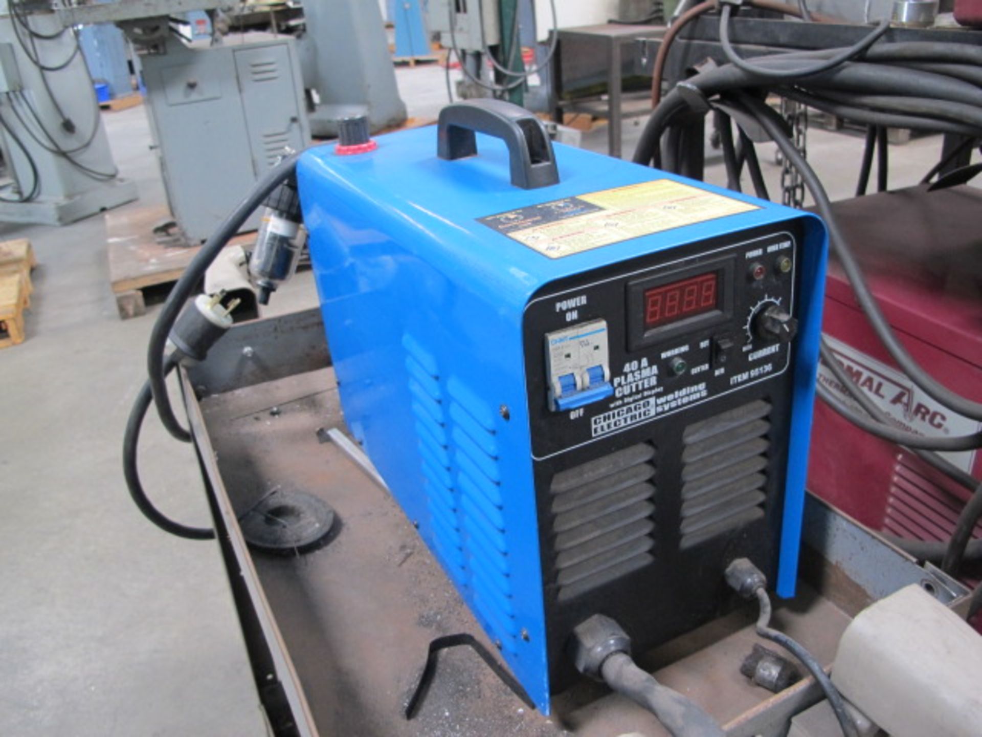 Chicago Electric mdl. 95136 40A Plasma Cutting Power Source - Image 2 of 3