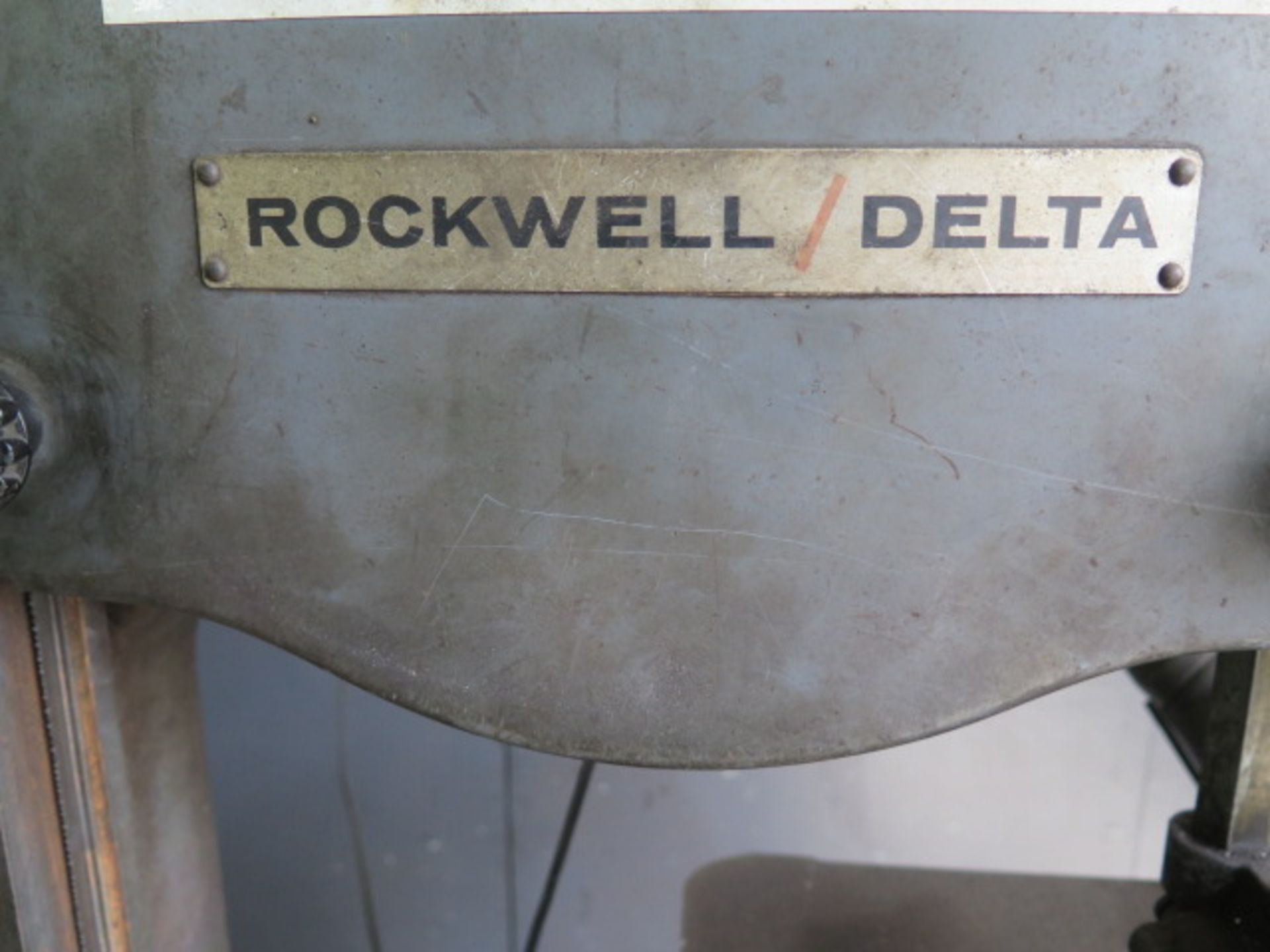 Rockwell/Delta 14” Vertical Band Saw - Image 3 of 3