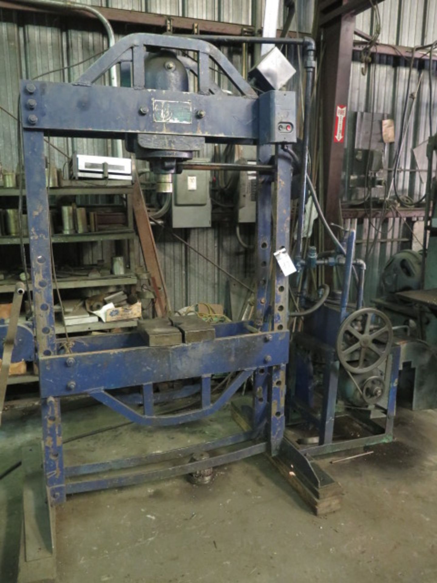 K.R. Wilson mdl. 37FX 75 Ton Hydraulic H-Frame Press