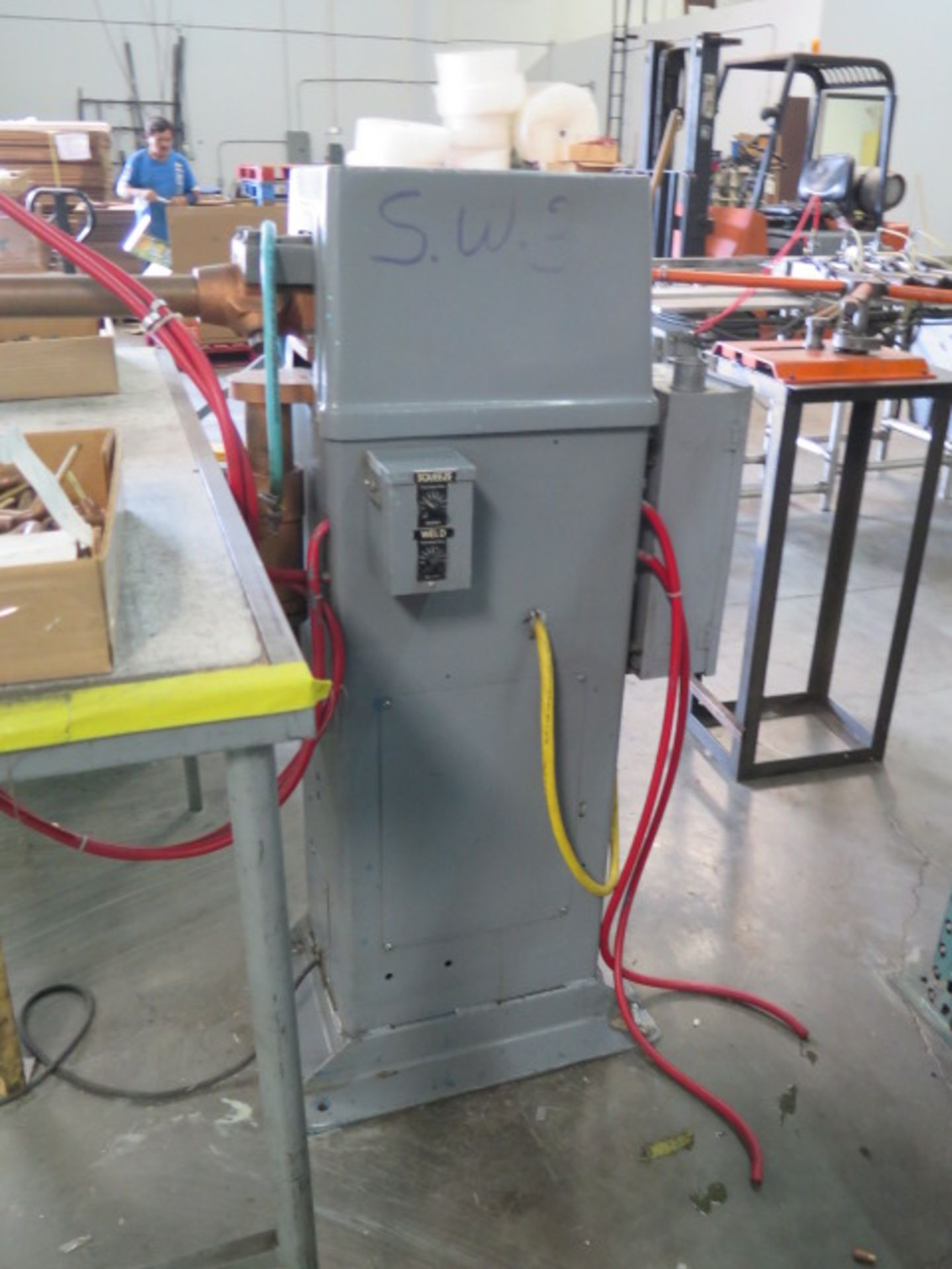 Standard Type FR2-18-20 20kVA x 20” Spot Welder s/n 2656 - Image 2 of 6