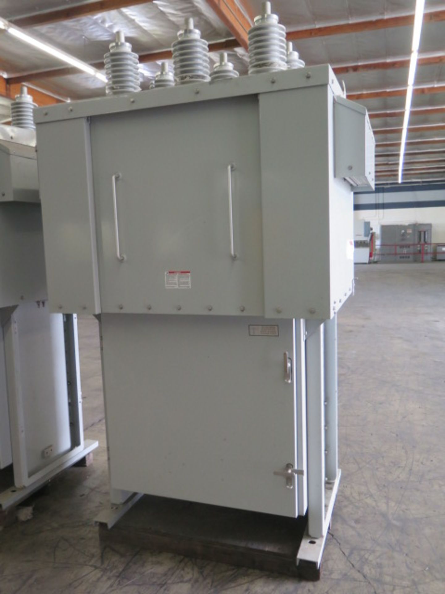 2016 Schneider Electric “Power-Sub” Vacuum Substation Circuit Breaker w/ 15.5kV RMS Max Voltage, - Image 2 of 10