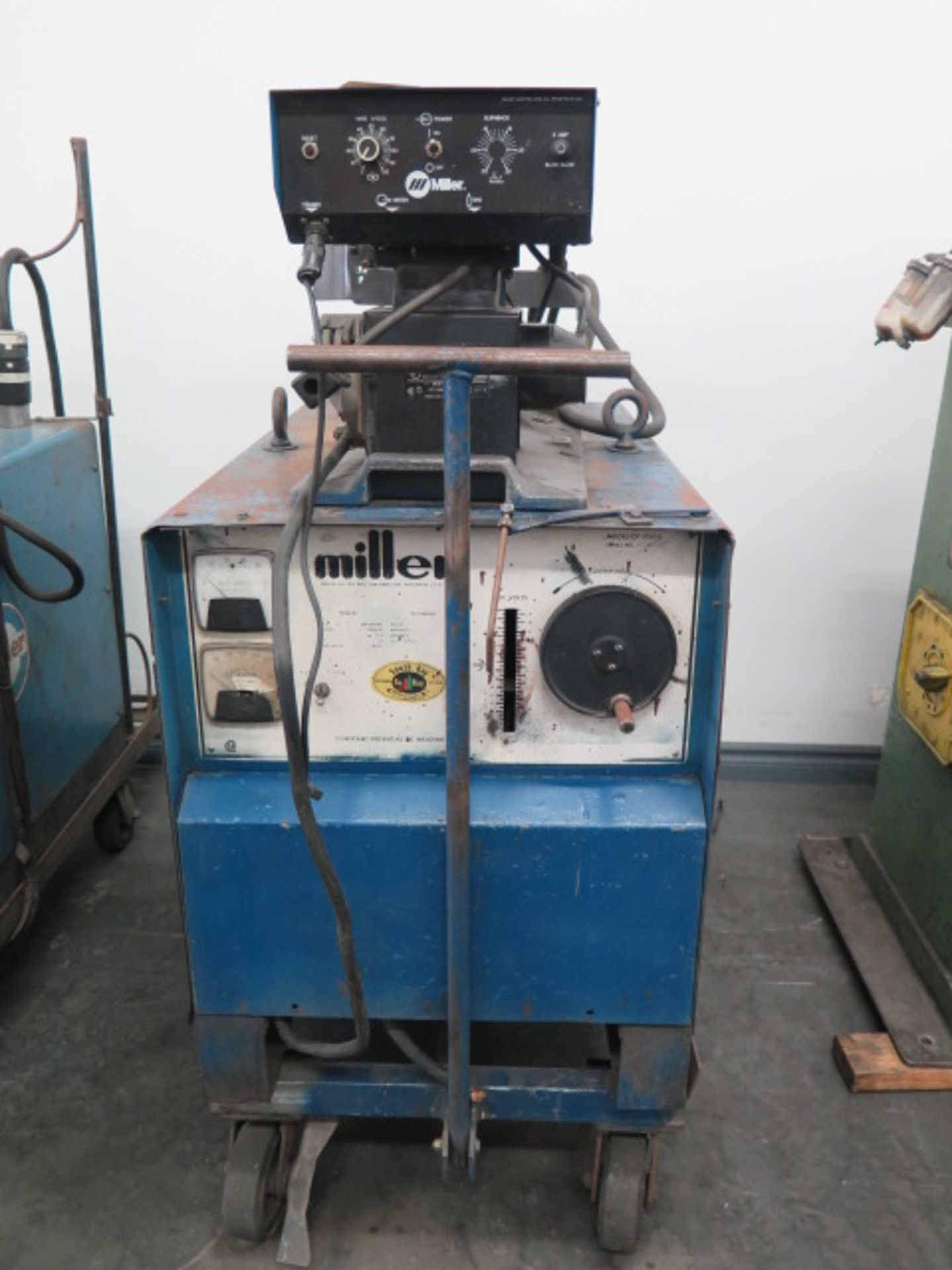 Miller CP-250TS CP-DC Arc Welding Power Source s/n HE782609 w/ Miller S-52E Wire Feeder