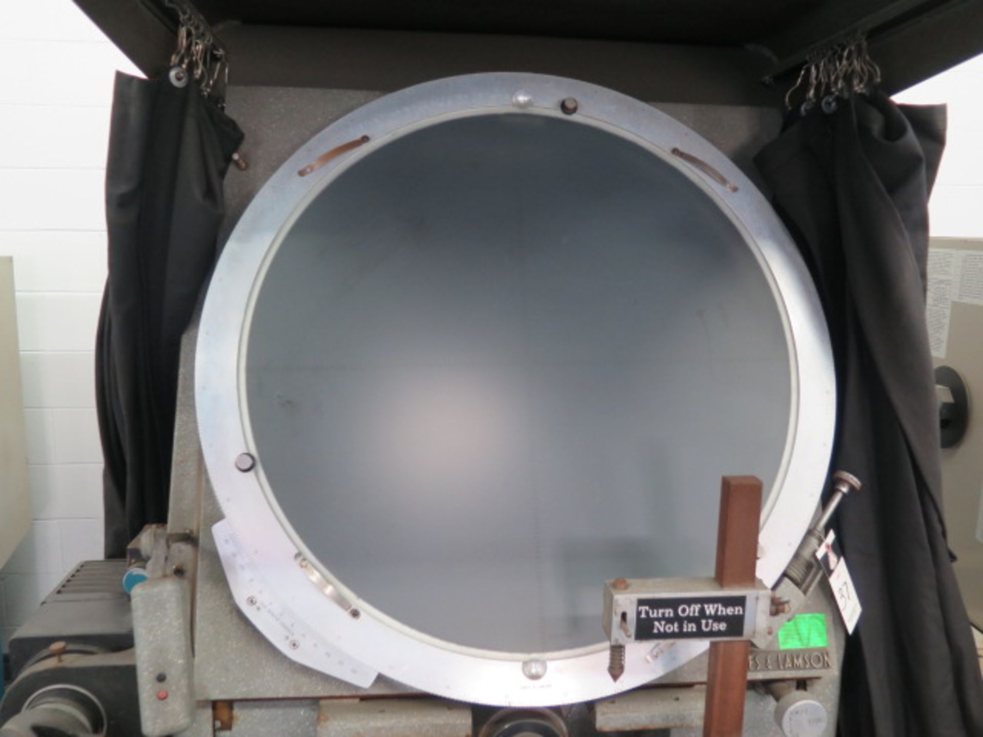 Jones & Lamson mdl. FC-30 30” Floor Model Optical Comparator w/ Surface and Profile Illumination, - Image 3 of 7