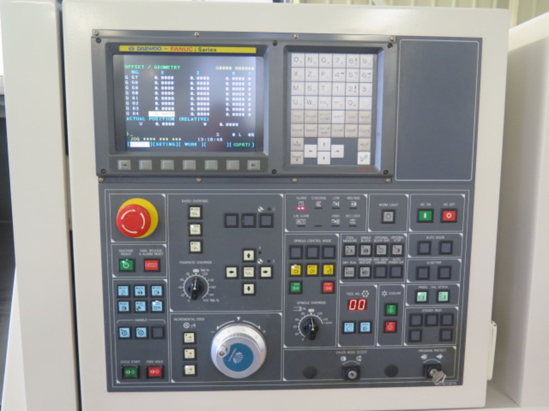 NOV 2004 Daewoo PUMA240C CNC Turning Center s/n PM241062 w/ Daewoo-Fanuc i Series Controls, Tool - Image 7 of 12