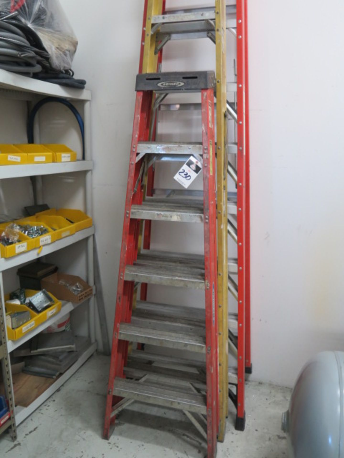 Ladders (3) - Bild 2 aus 2
