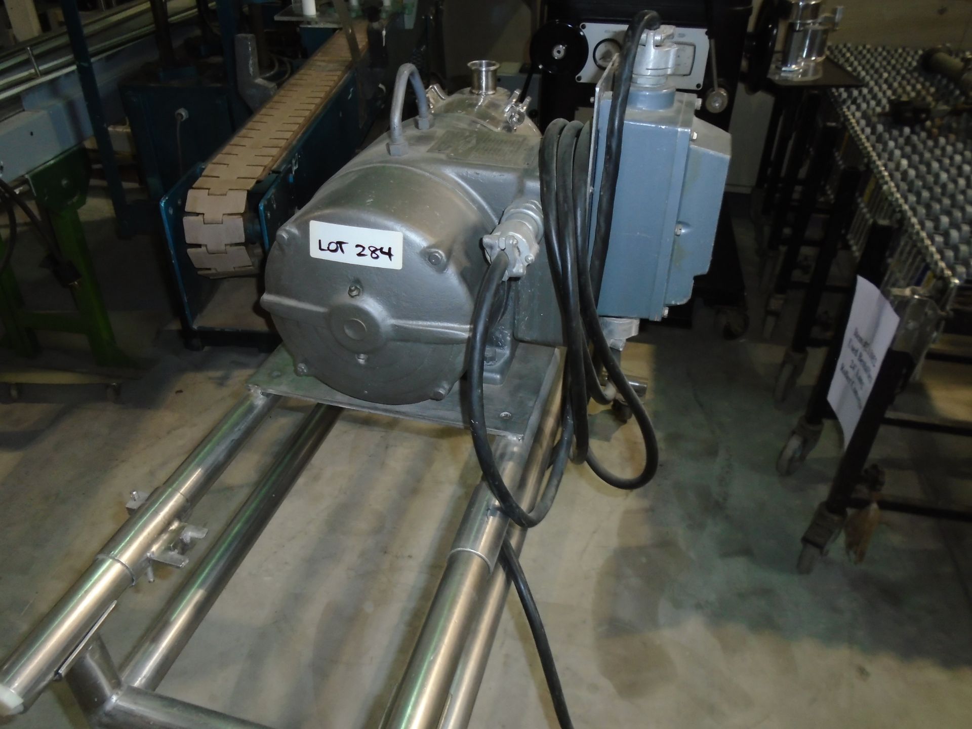 FITZPATRICK SS SIZE REDUCTION MILL, MODEL CFX. S/N: J-407.3/60/550V, 3500 RPM. LOAD OUT FEE:100