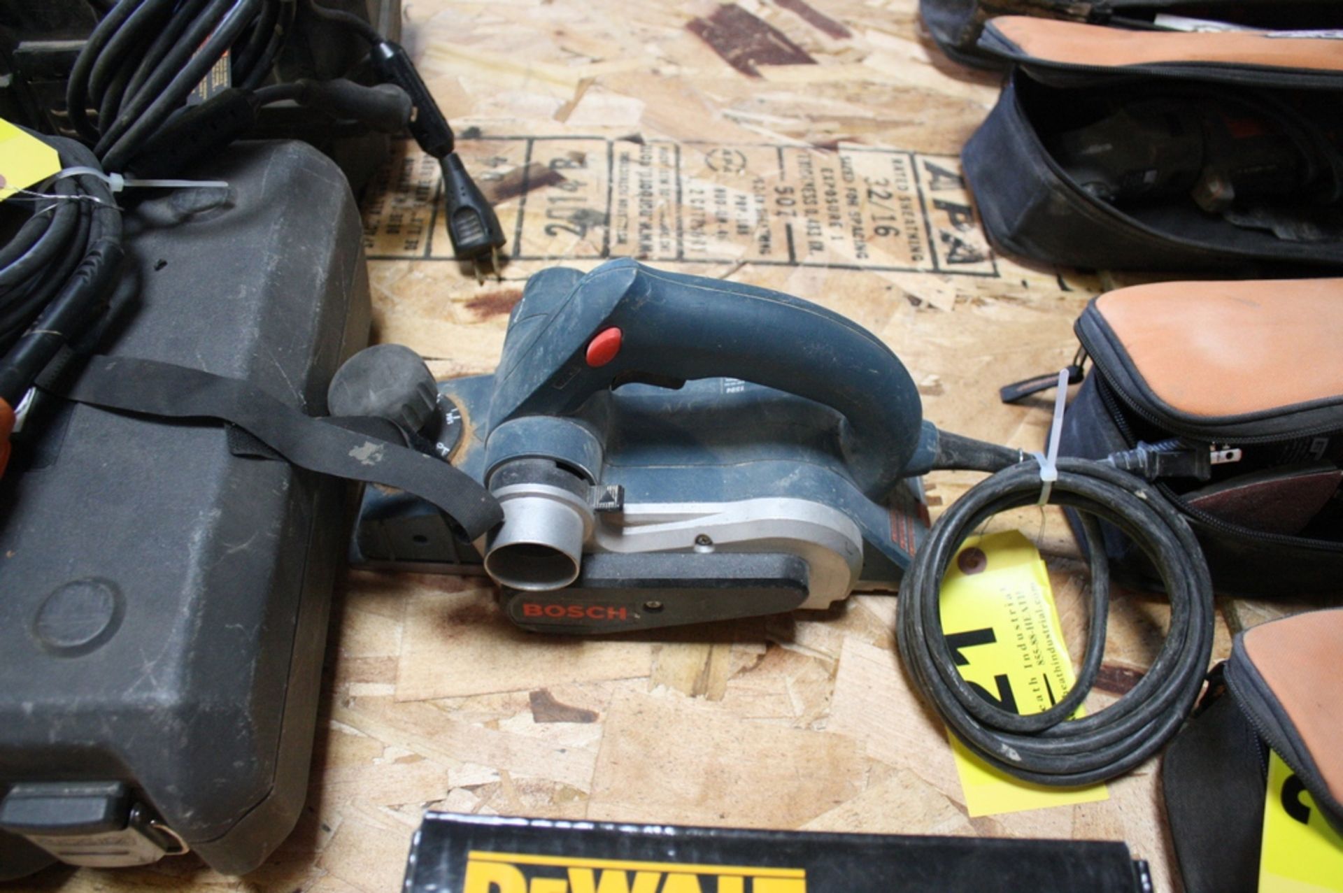 BOSCH MODEL 1594, 3 1/4'' PLANER