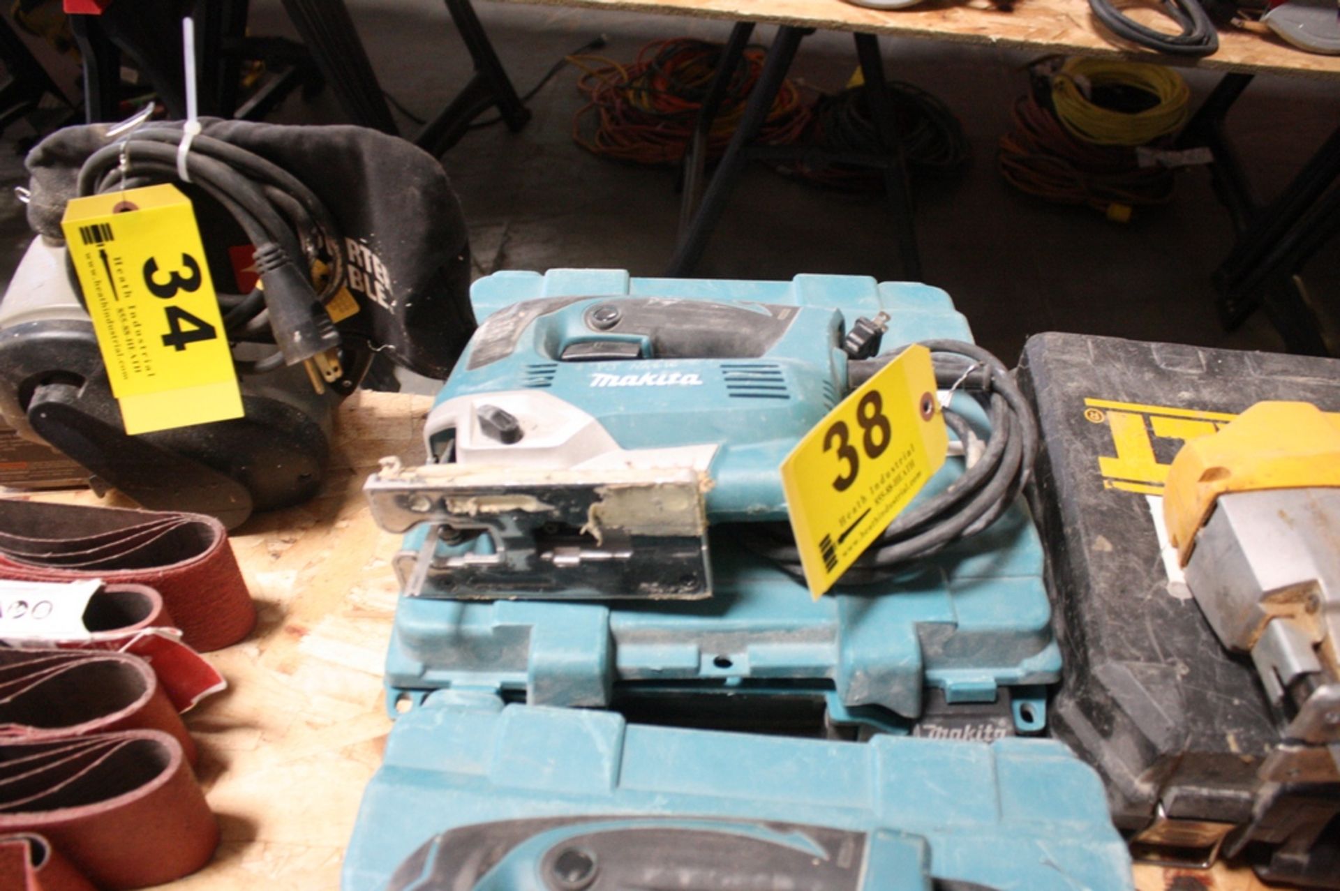 MAKITA MODEL JV0600 JIGSAW