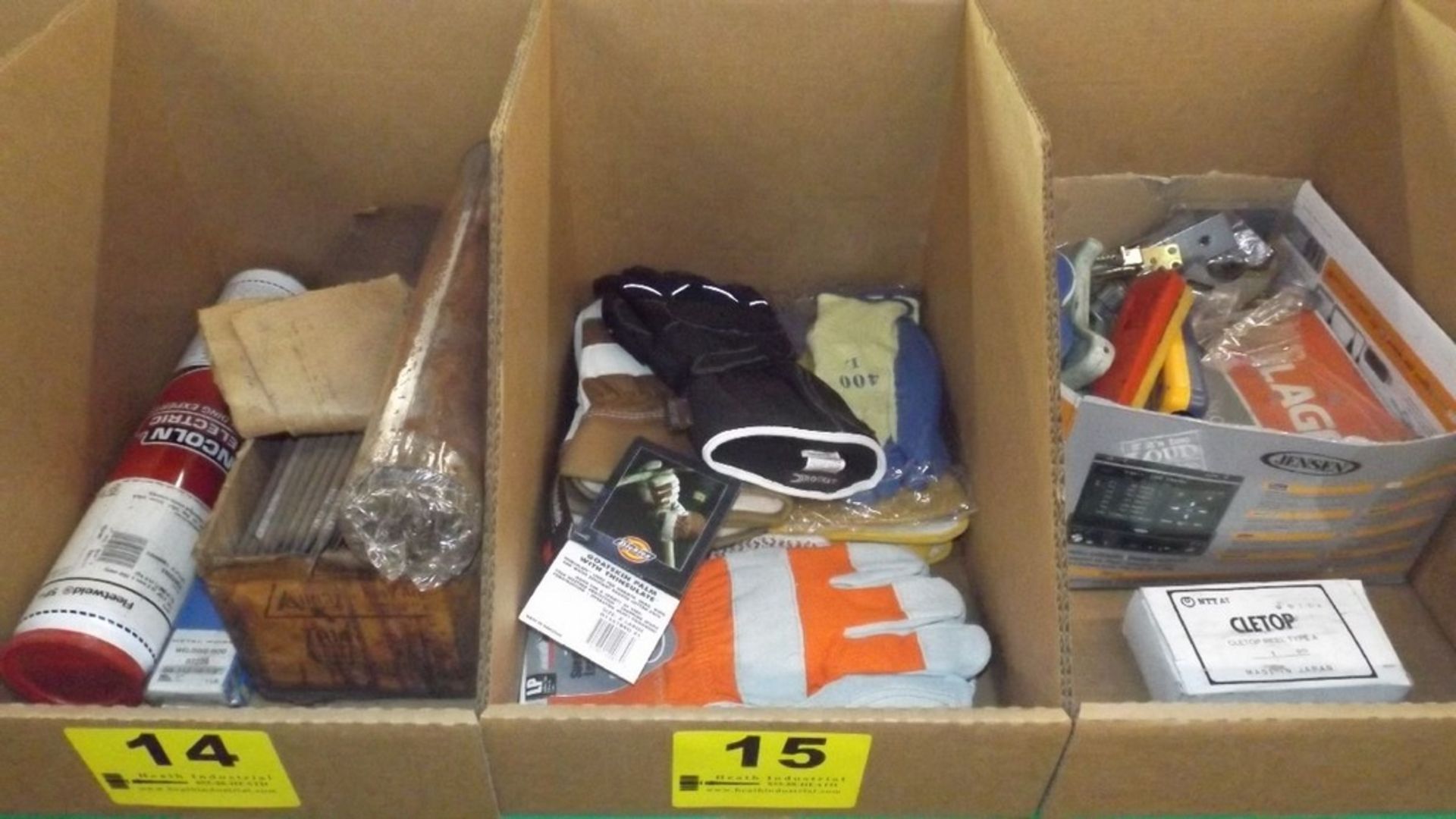 LARGE ASSORTMENT OF WORK GLOVES IN BOX