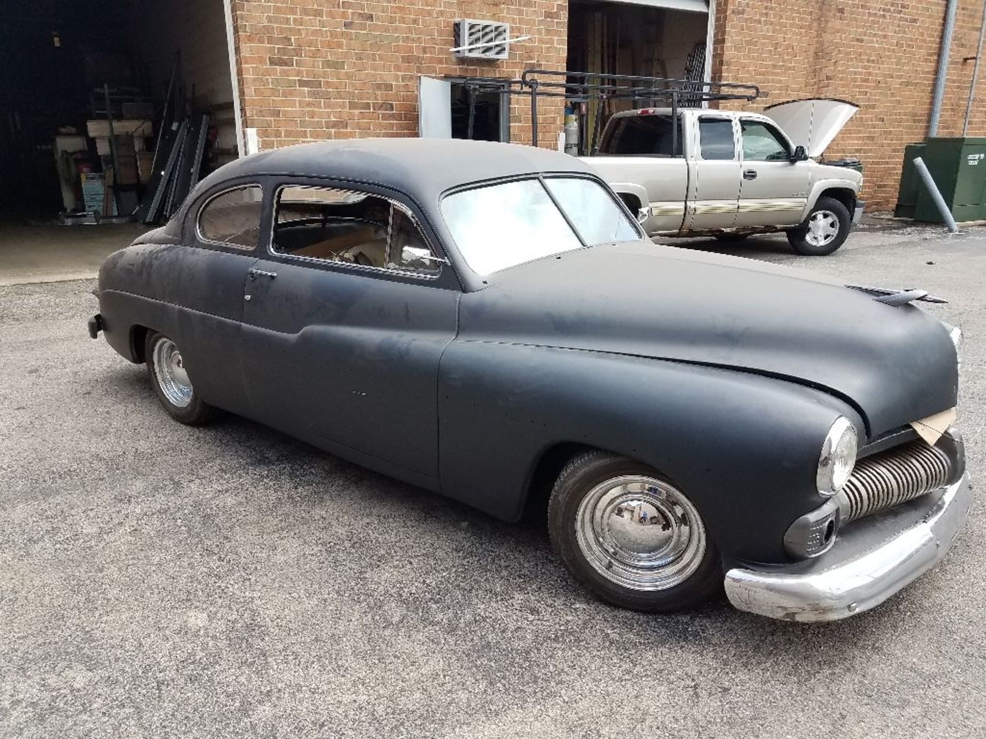 MERCURY TWO DOOR COUPE VIN: 50SL84013M (1950) V8, STYLE: SLM72A, BODY: 0362-12G219, "BARN FIND" - Image 5 of 8