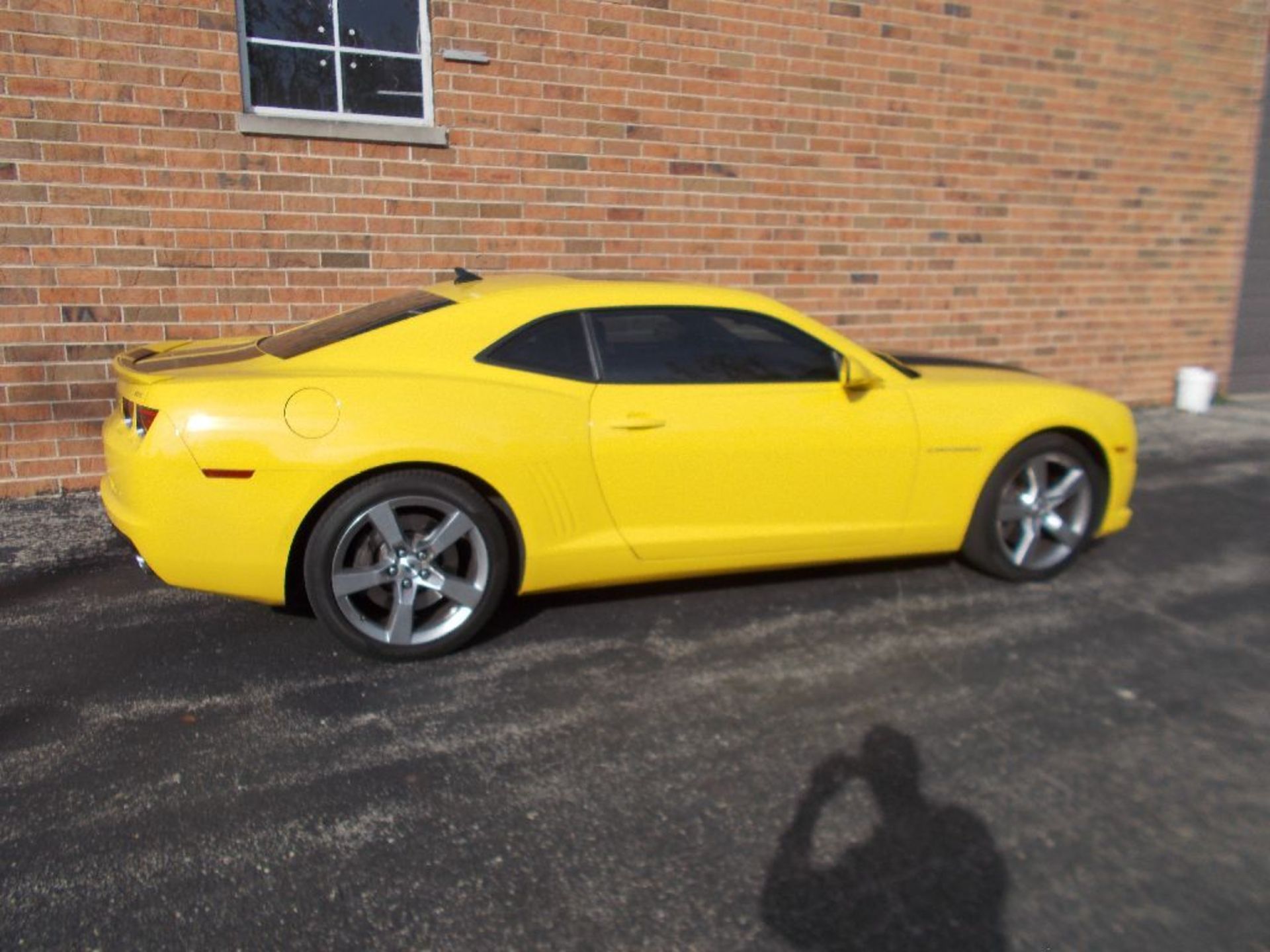 CHEVROLET CAMARO 2SS, VIN 2G1FT1EW5A9189202, (2010) V-8, 6.2L, 6-SPEED MANUAL TRANS., LEATHER, - Image 2 of 6