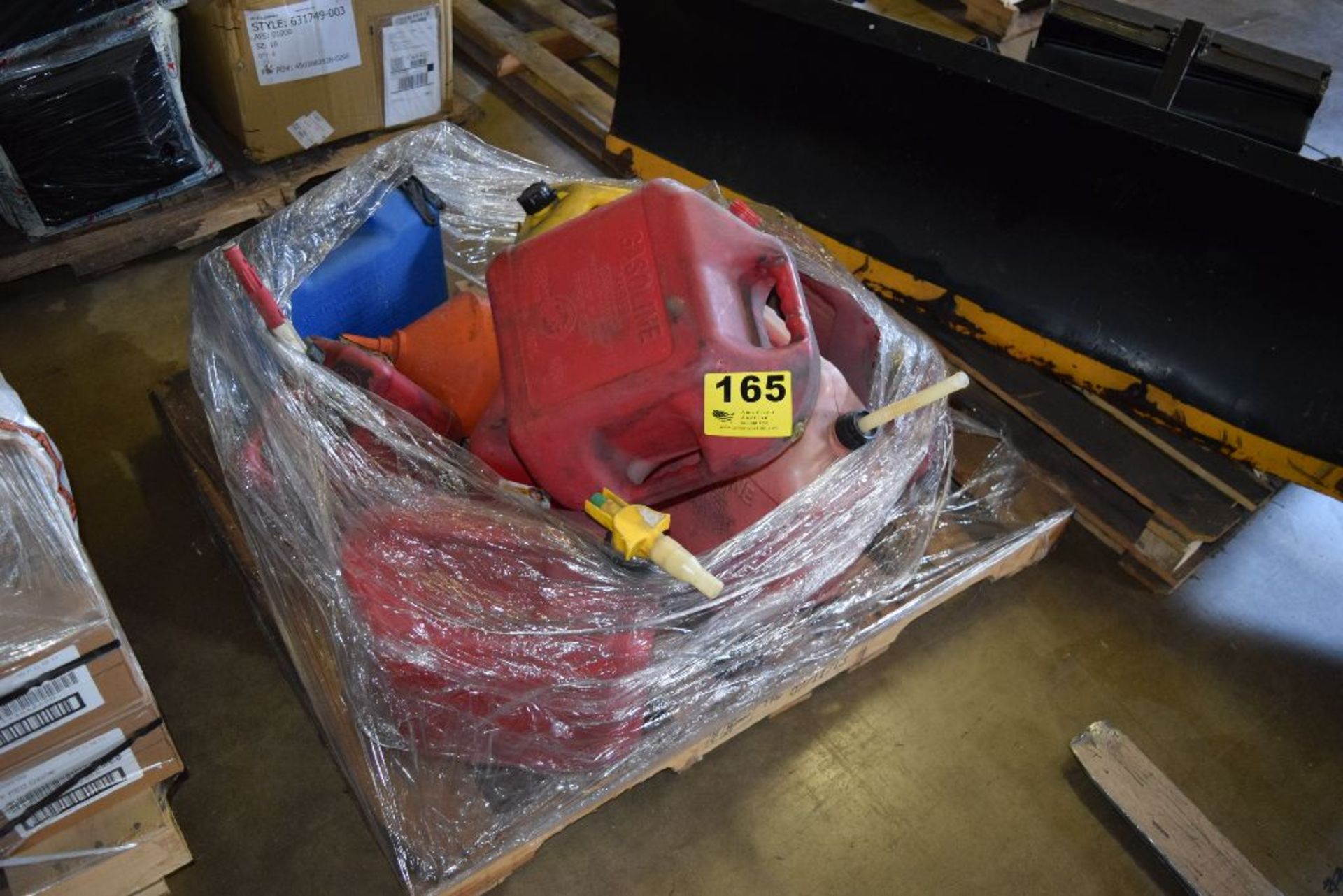 LOT: ASSORTED GAS CANS ON ONE SKID