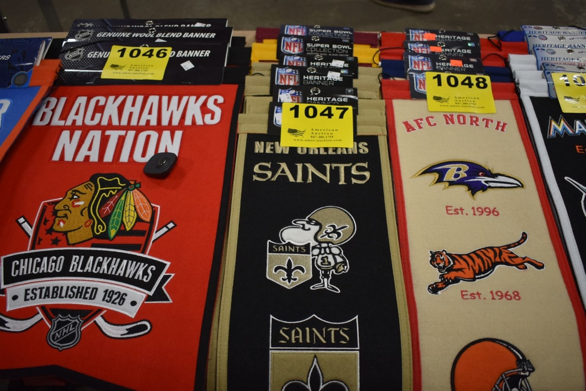 (4) NEW ORLEANS SAINTS AND (2) WASHINGTON REDSKINS CHAMPIONSHIP WOOD BLEND BANNERS