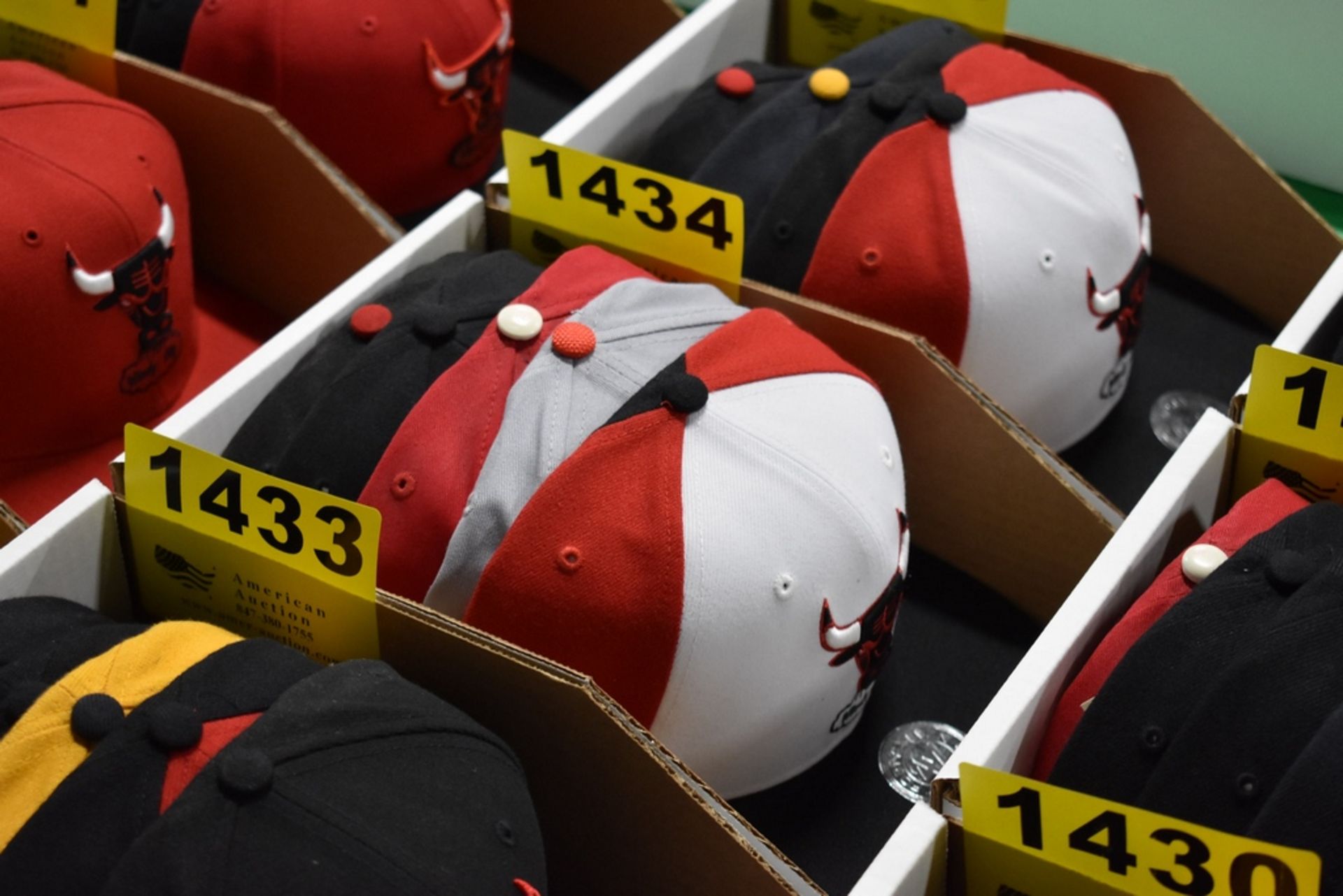 (5) WINDY CITY BULLS ADJUSTABLE/FLEX BALL CAPS