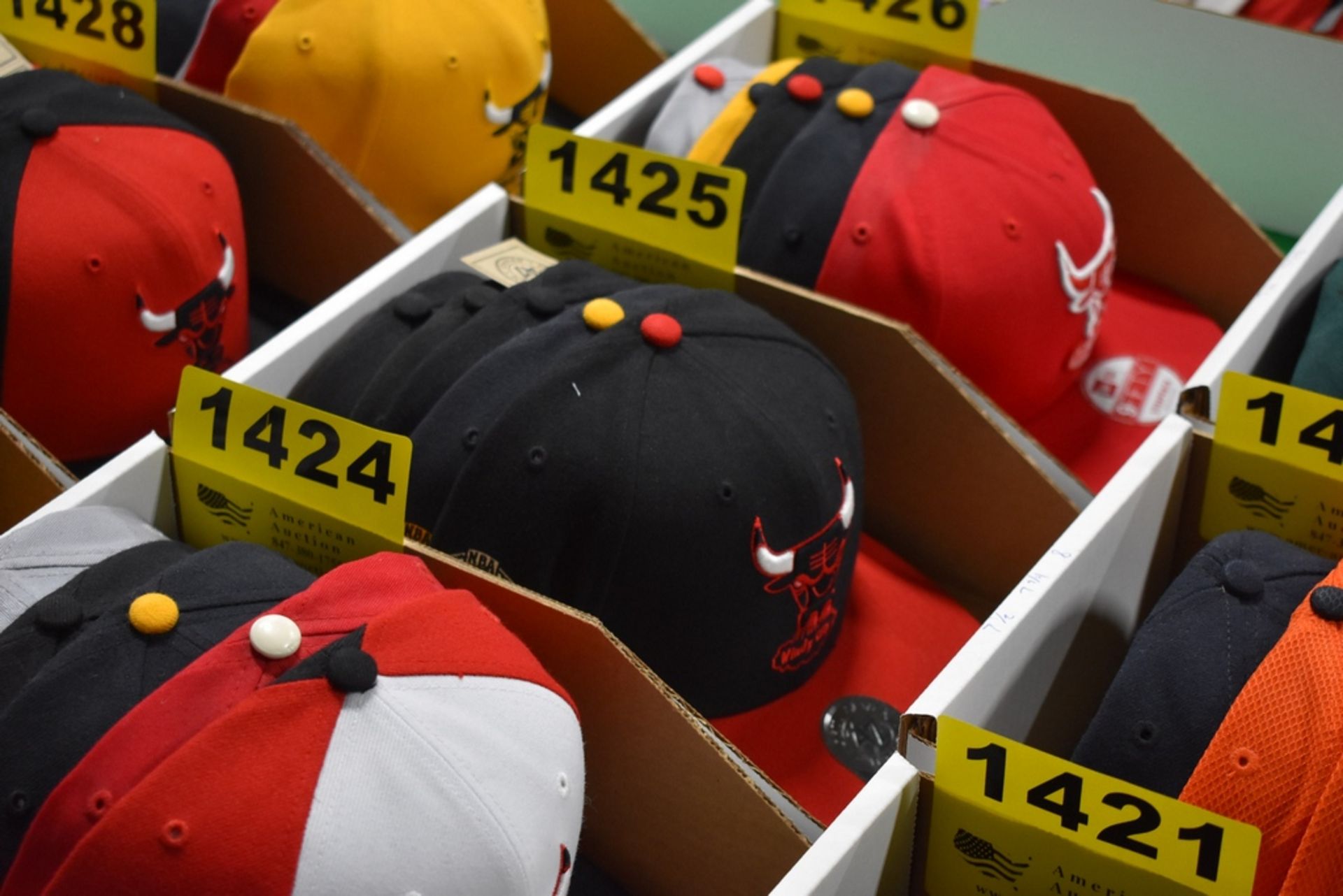 (5) WINDY CITY BULLS ADJUSTABLE/FLEX BALL CAPS