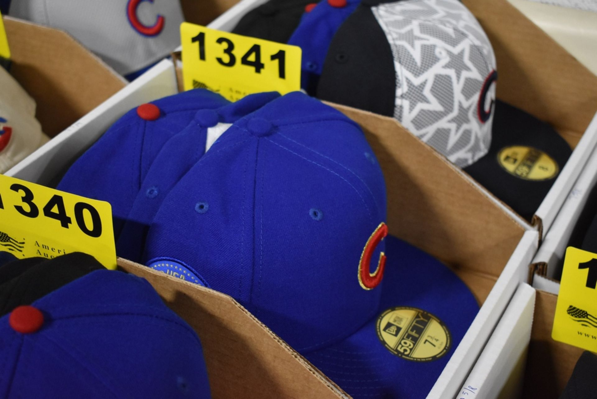 (4) CHICAGO CUBS BALL CAPS, SIZE 7-3/4