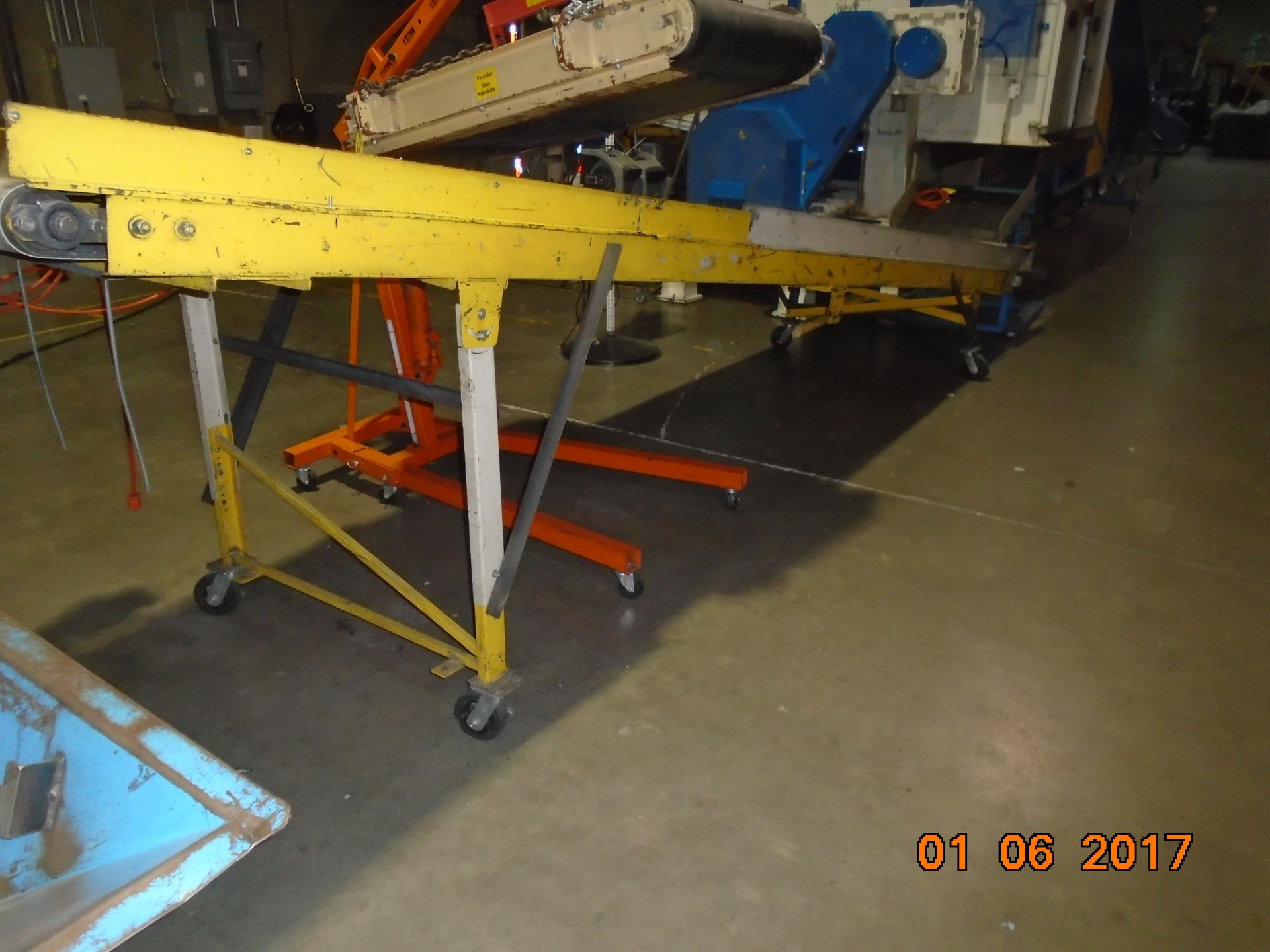 TEC Conveyor 42"x20' Model H4220 1/2hp Vecoplan to Bunting conveyor -- Yellow Rockstar SN. 9801-029 - Image 2 of 4