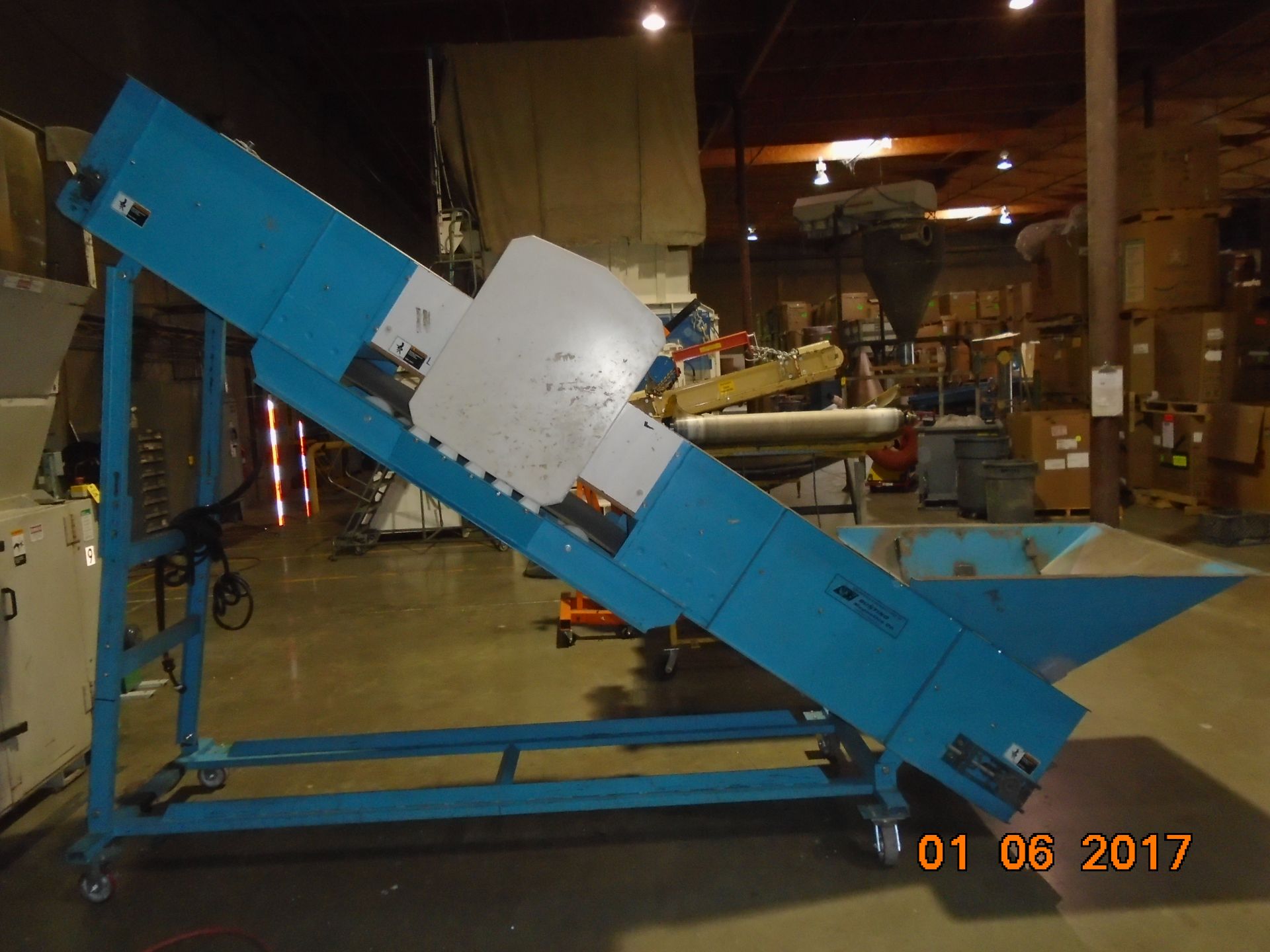 Bunting Feed Conveyor on Cumberland 110V Variable speed 30"x 13' with Bunting MN5 800/500 Metal - Image 2 of 7