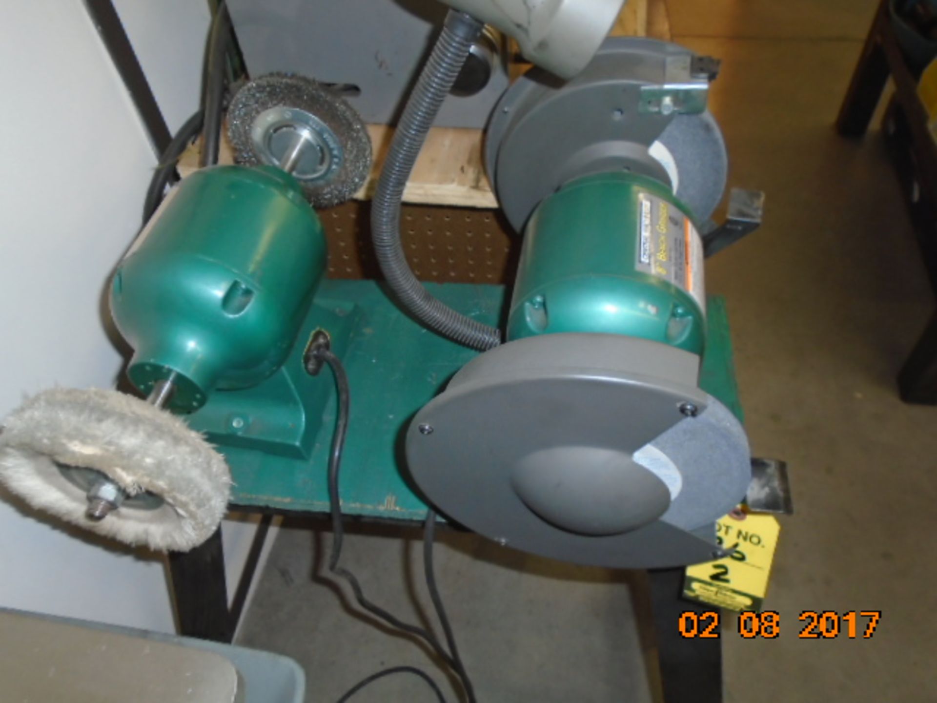 CENTRAL MACHINERY 8" BENCH GRINDER & CENTRAL MACHINERY 6" BUFFER