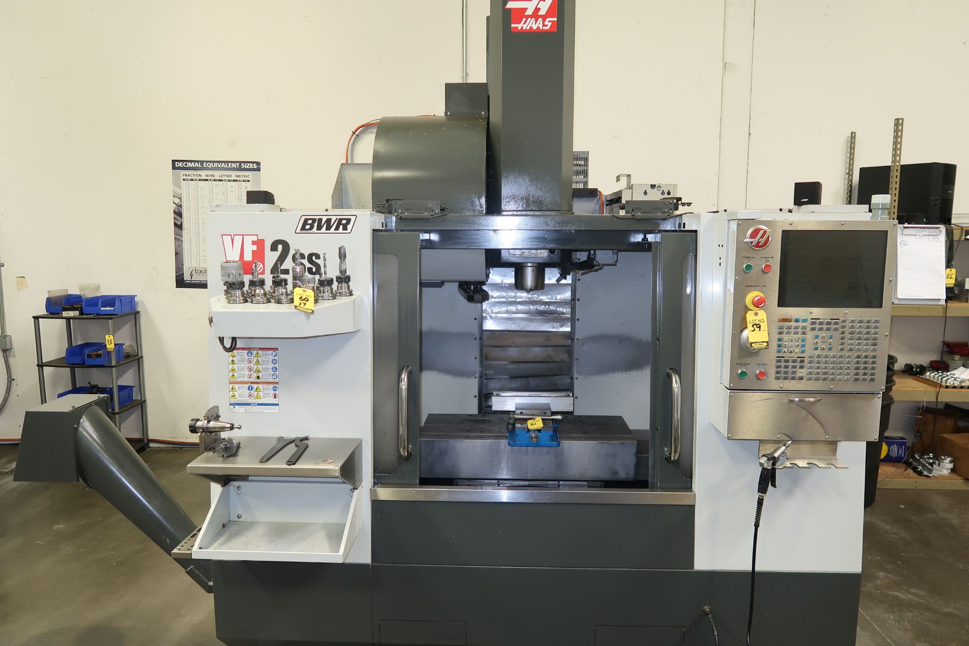 2012 HAAS VF-2SS CNC VERTICAL MACHINING CENTER, CHIP AUGER, PROGRAMMABLE COOLANT, 24 TOOL ATC, SN.