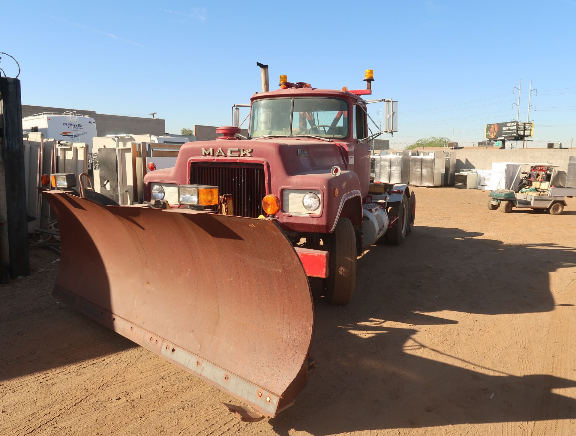 1980 MACK R747S TANDEM AXLE TRUCK TRACTOR W/12' HYD. PLOW W/REMOTE CUMMINS I-6, EATON FULLER 10SP,