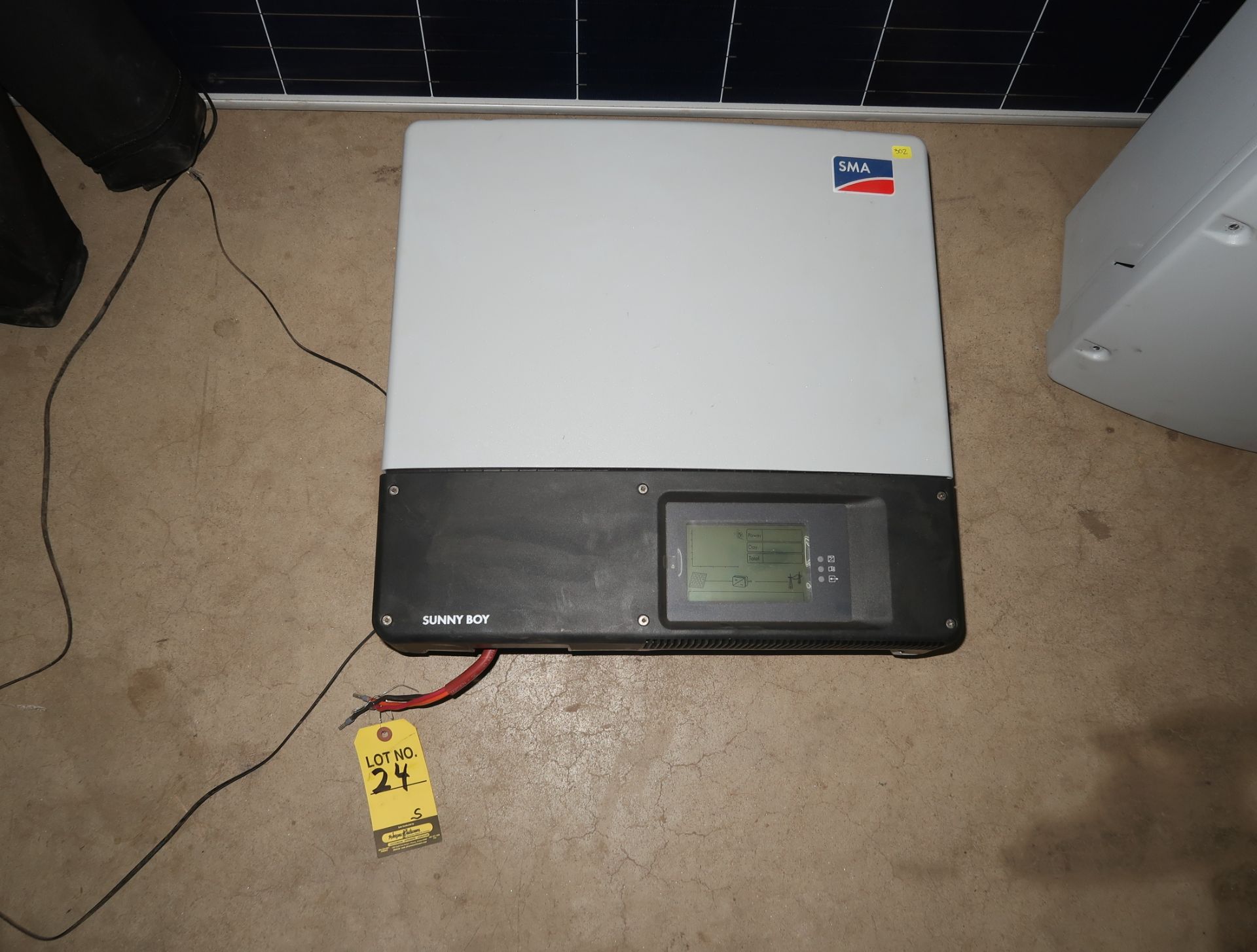 SMA SUNNY BOY UTILITY INTERACTIVE 1-PHASE INVERTER, MDL. SB4000TL-US-22 SN. 1913200093, 4-2016