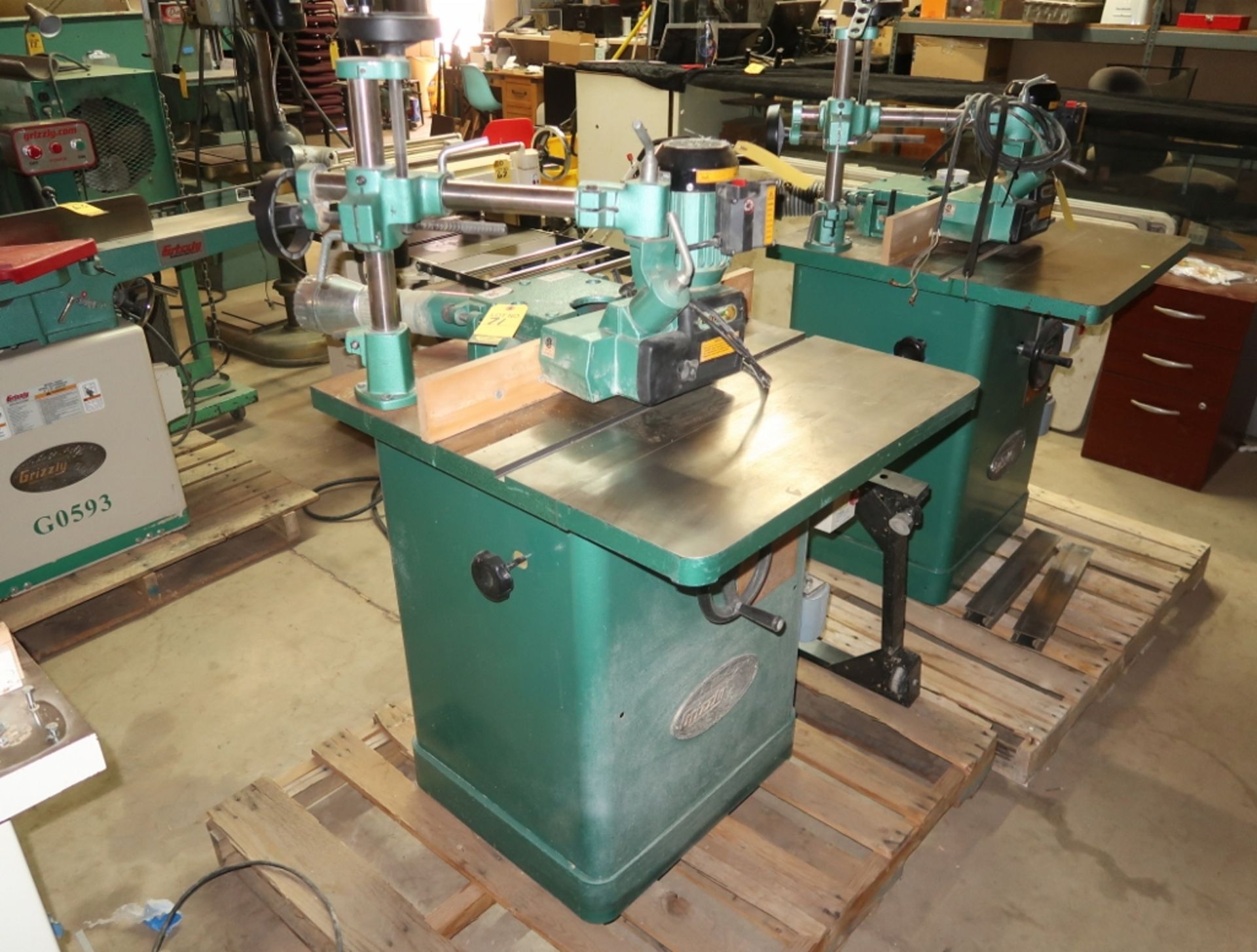 GRIZZLY 3HP SHAPER MDL. G1026 SN. 066608 - Image 2 of 4
