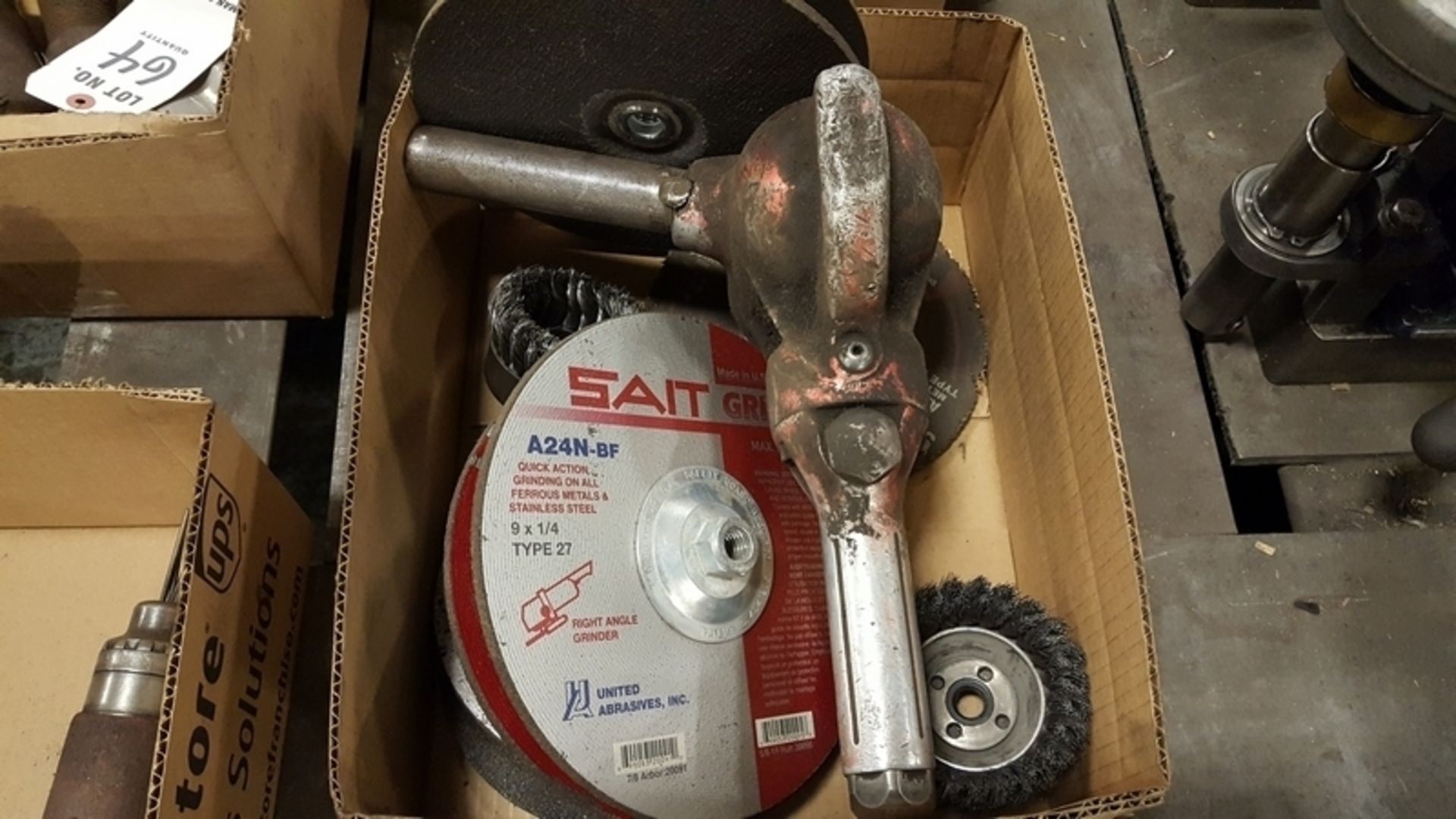 ASSORTED GRINDING DISCS, WIRE WHEELS